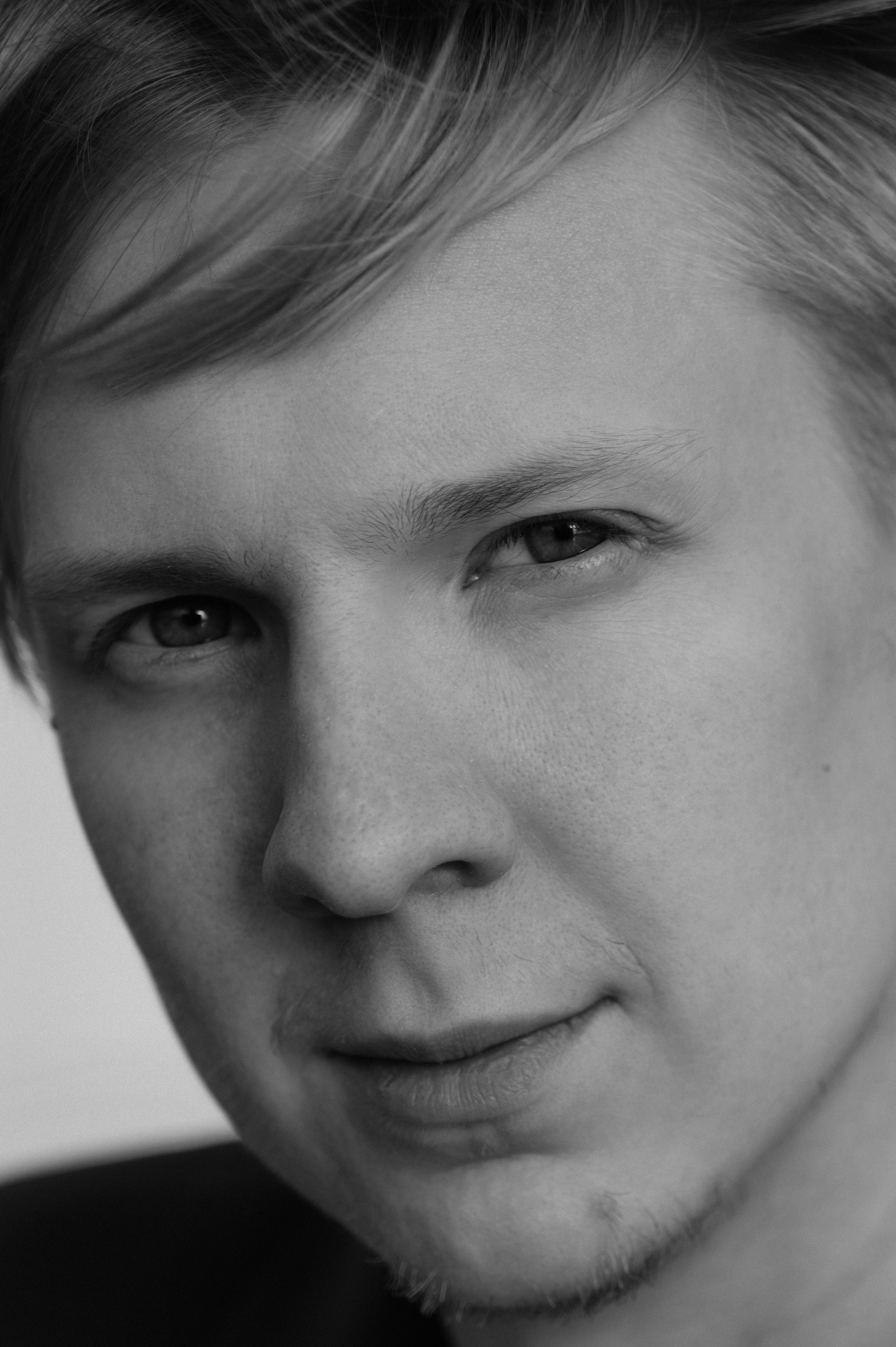 WINDY. Wedding and commercial photographer