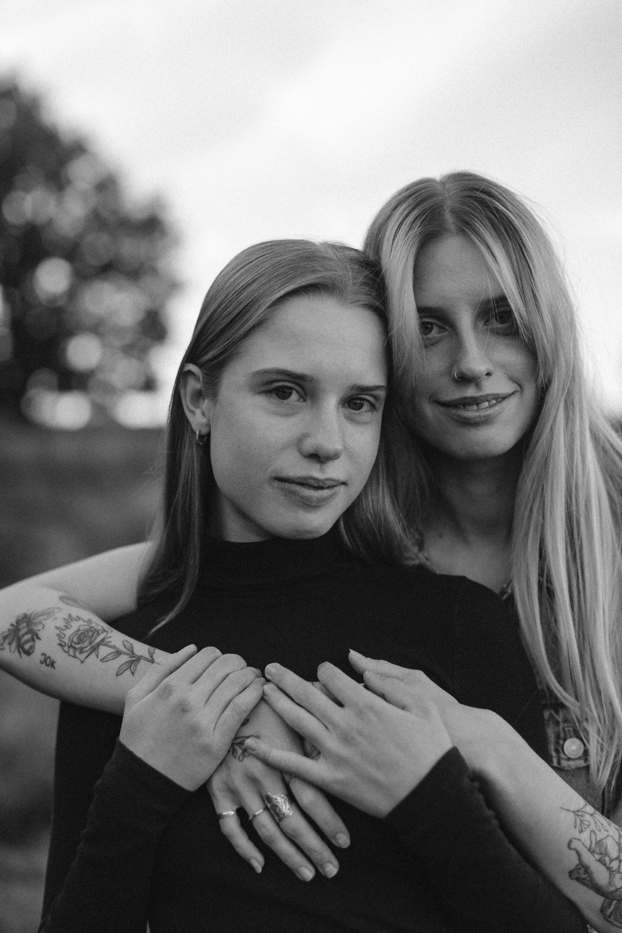 Sisters. Hilversum. True self