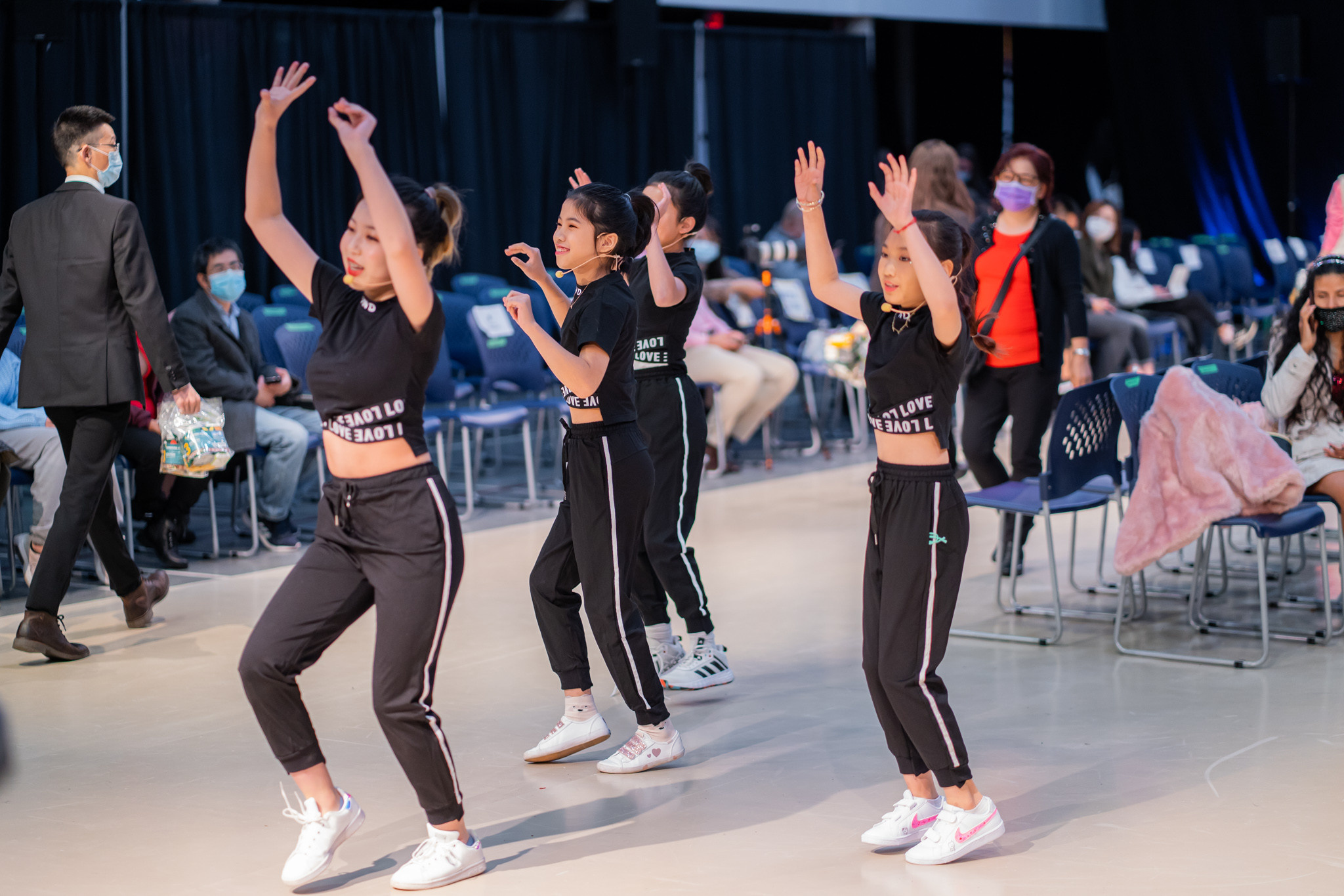 VKFW 2021 Backstage. Vancouver Kids Photographer