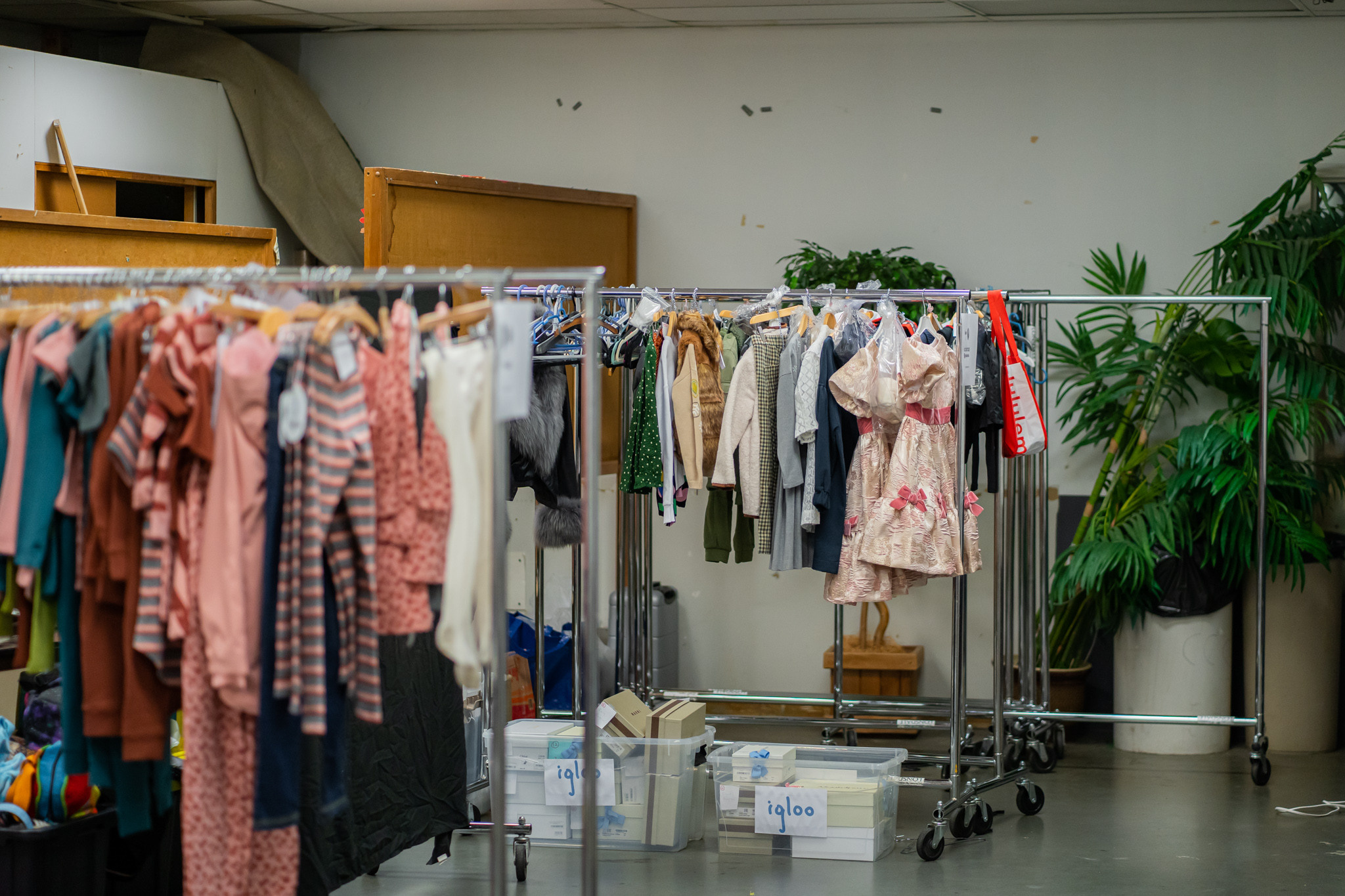 VKFW 2021 Backstage. Vancouver Kids Photographer
