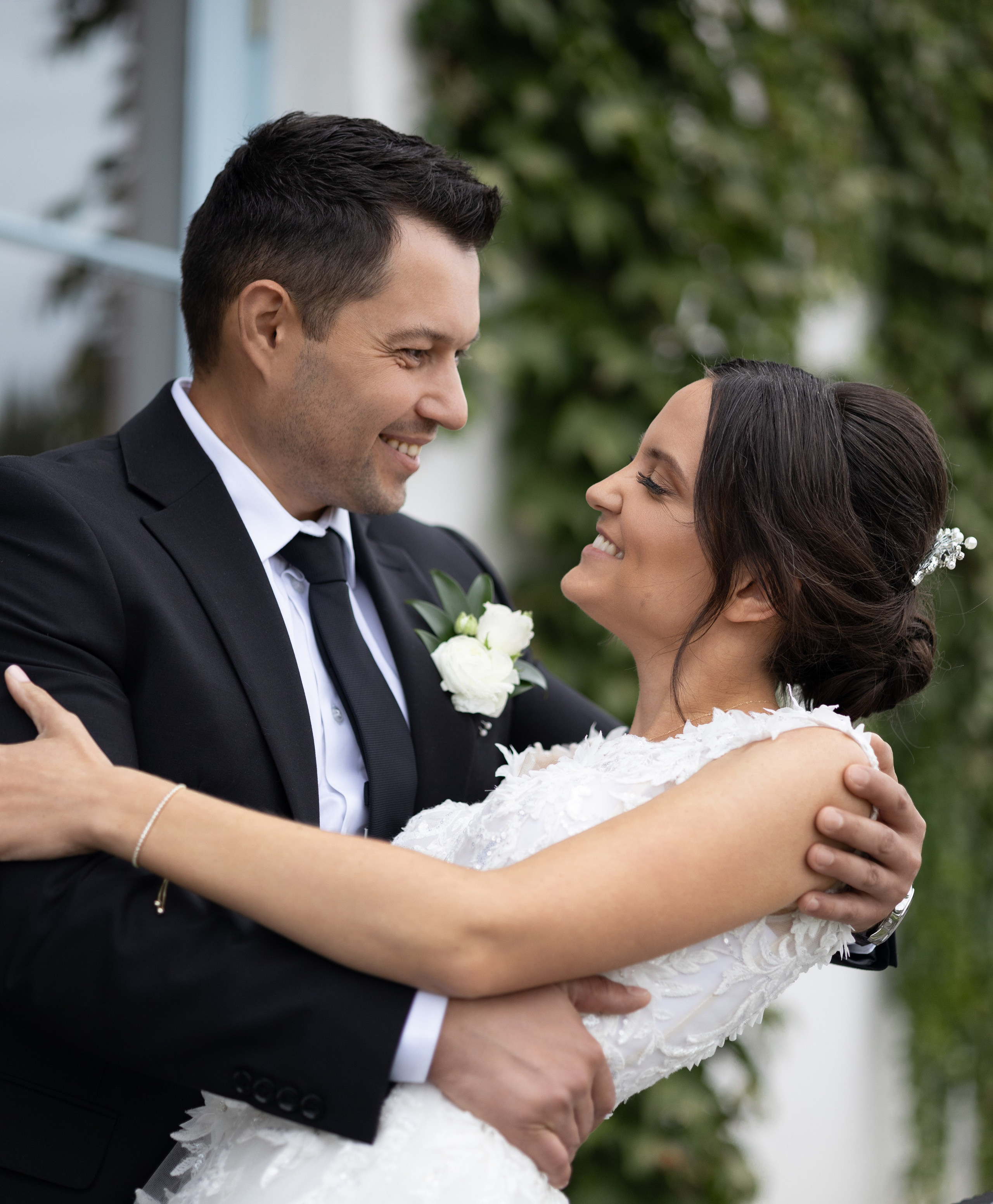 Max and Julia. Family and Wedding photographer