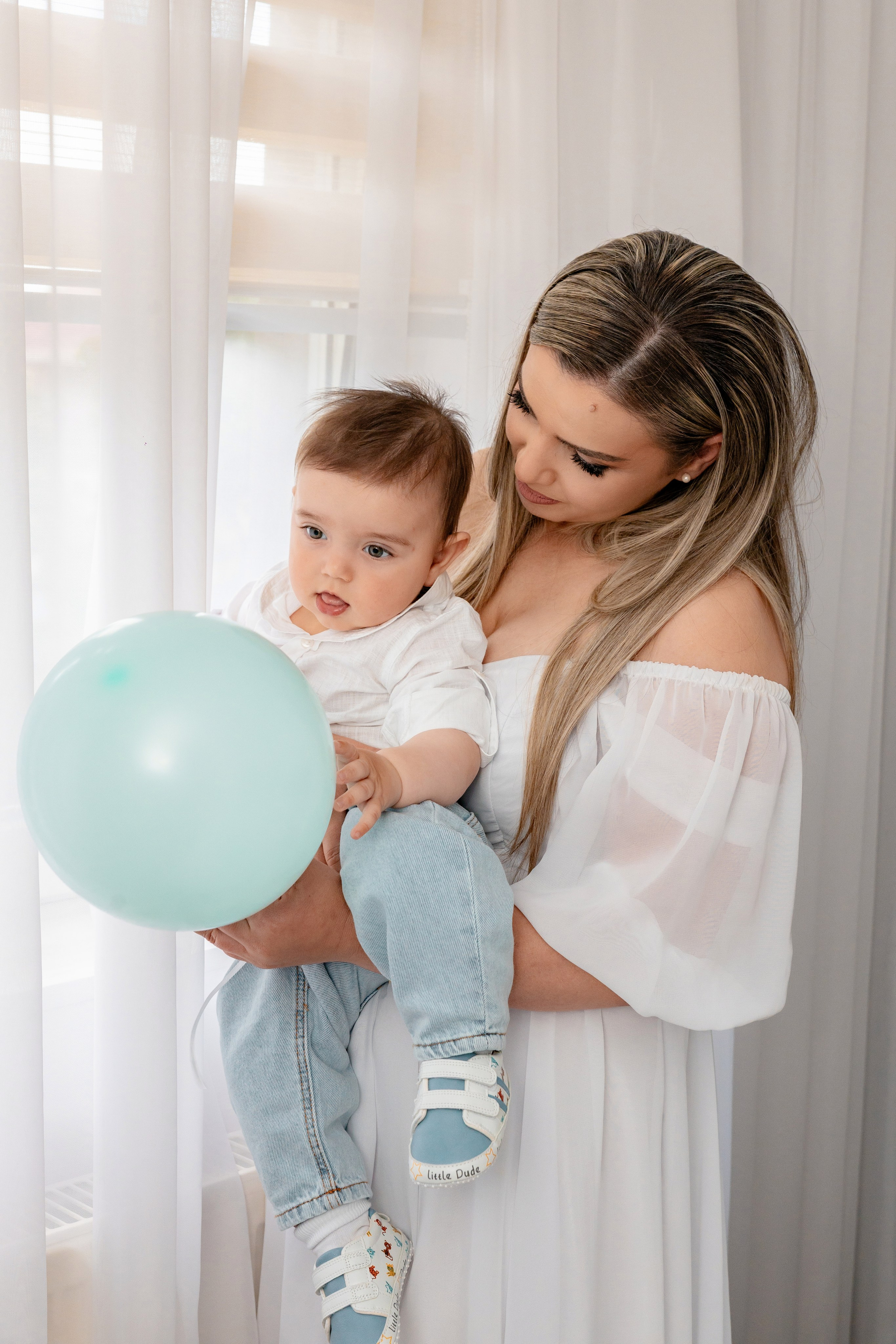 Botez Alex. Lucian Dedeu — Fotograf