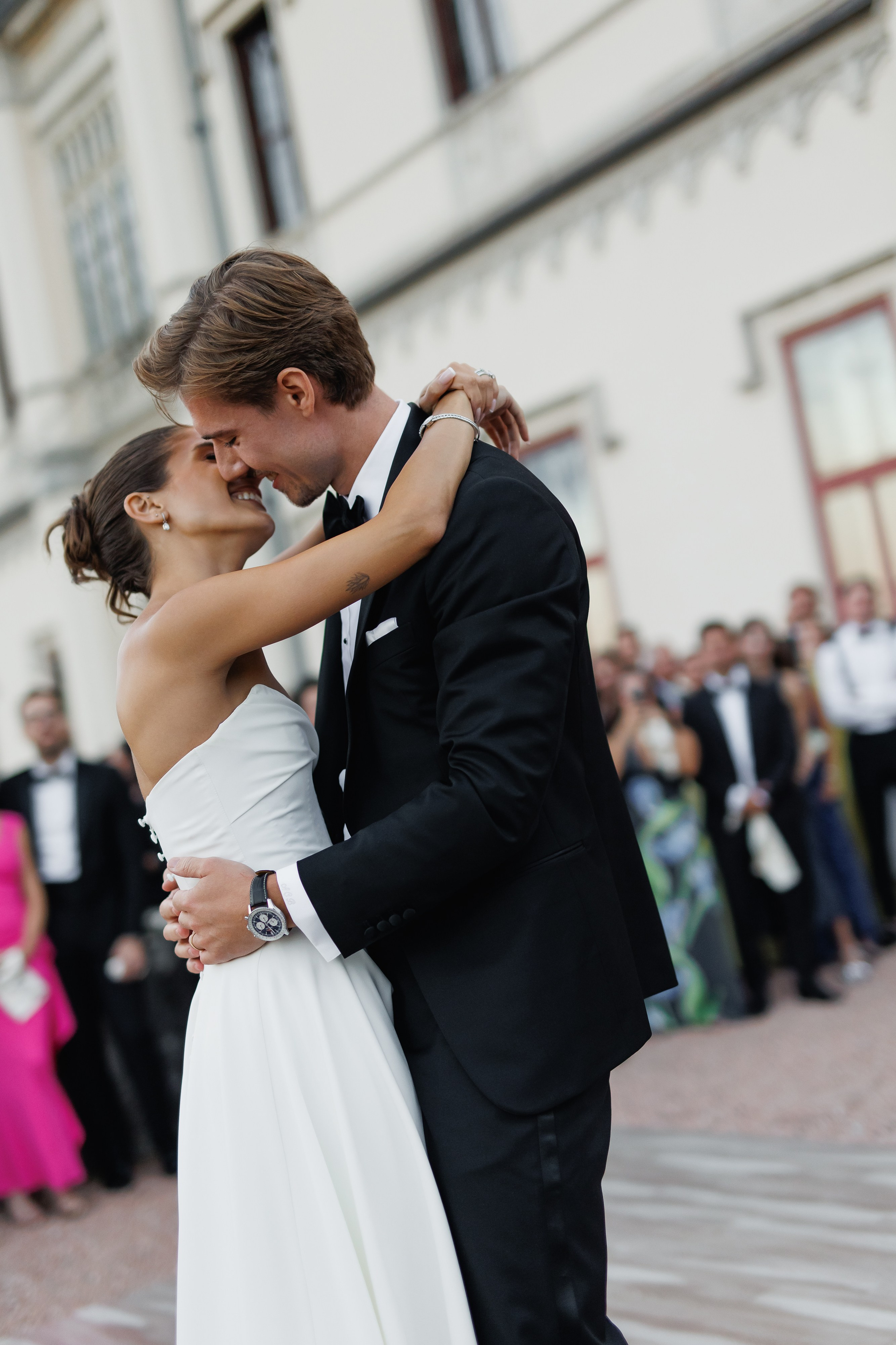 Wedding Photographer Lake Maggiore Como Italy. Wedding Photographer Rome Tuscany Como Sicily Puglia Amalfy Italy- Oksana Savenchuk