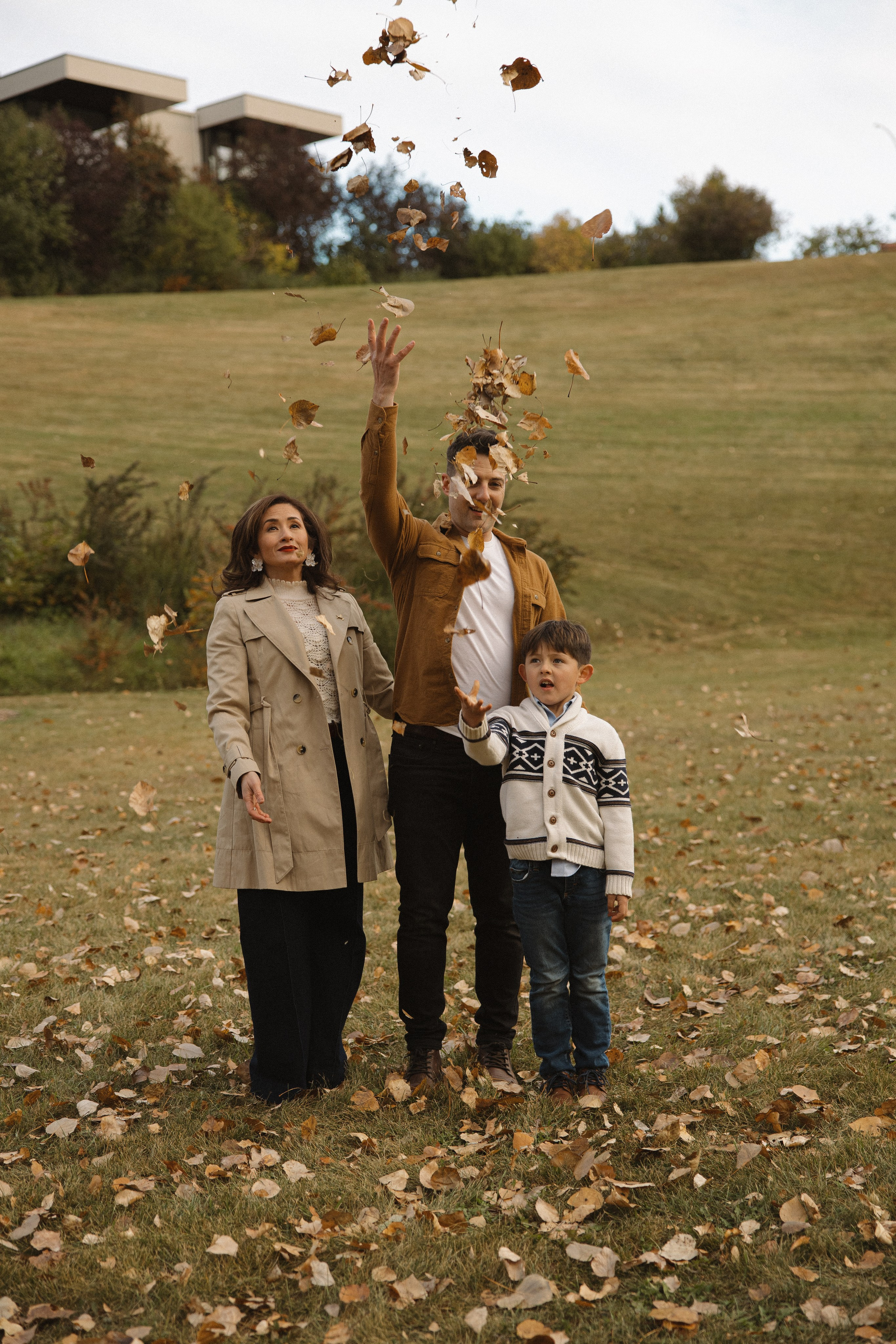 Karen and her beautiful family. Photographer Stanislav Antonov