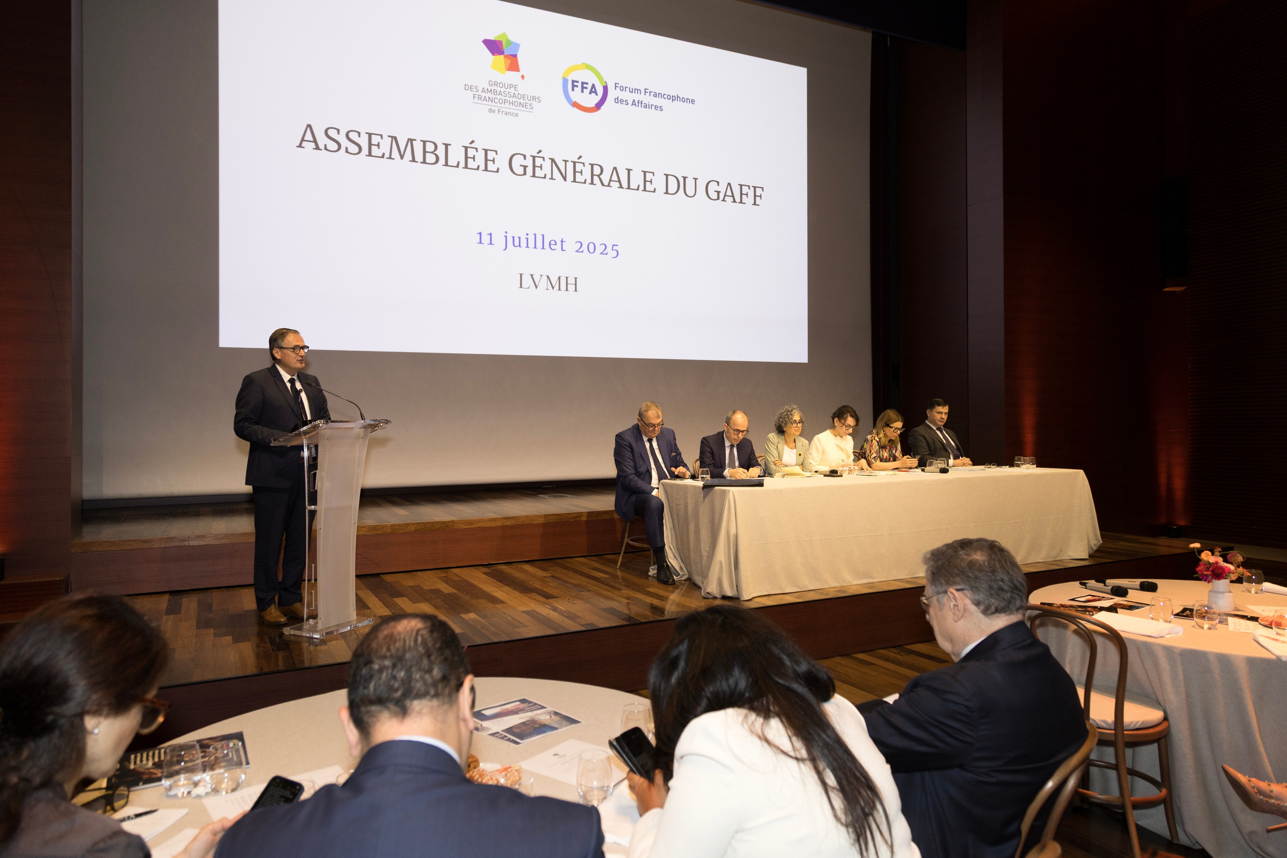 Assemblée générale du GAFF. Wedding, event and family photographer in Paris, Emilian Olaru