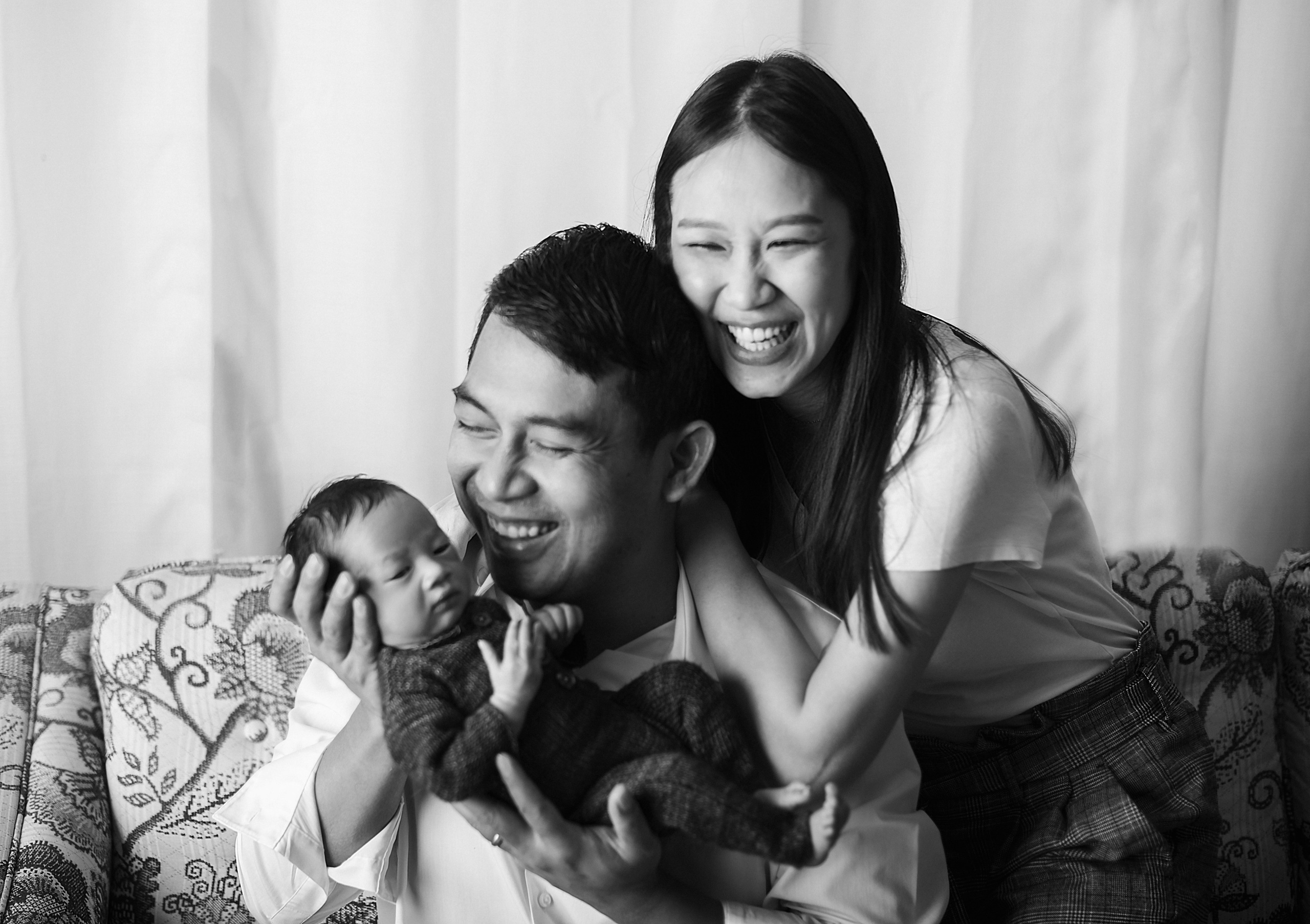 SHAWN. Newborn, pregnancy, family photographer in New Jersey