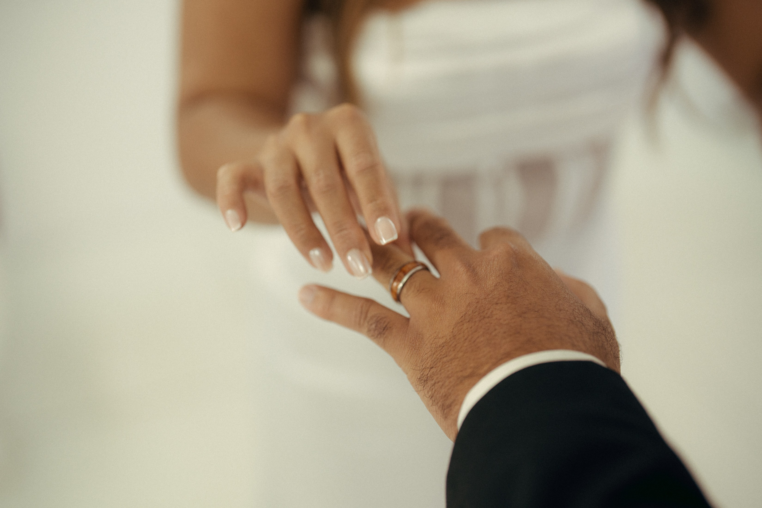 Kirsten&Ocran. Wedding & elopement photographer Viktoriya Kravtsov. Las Vegas