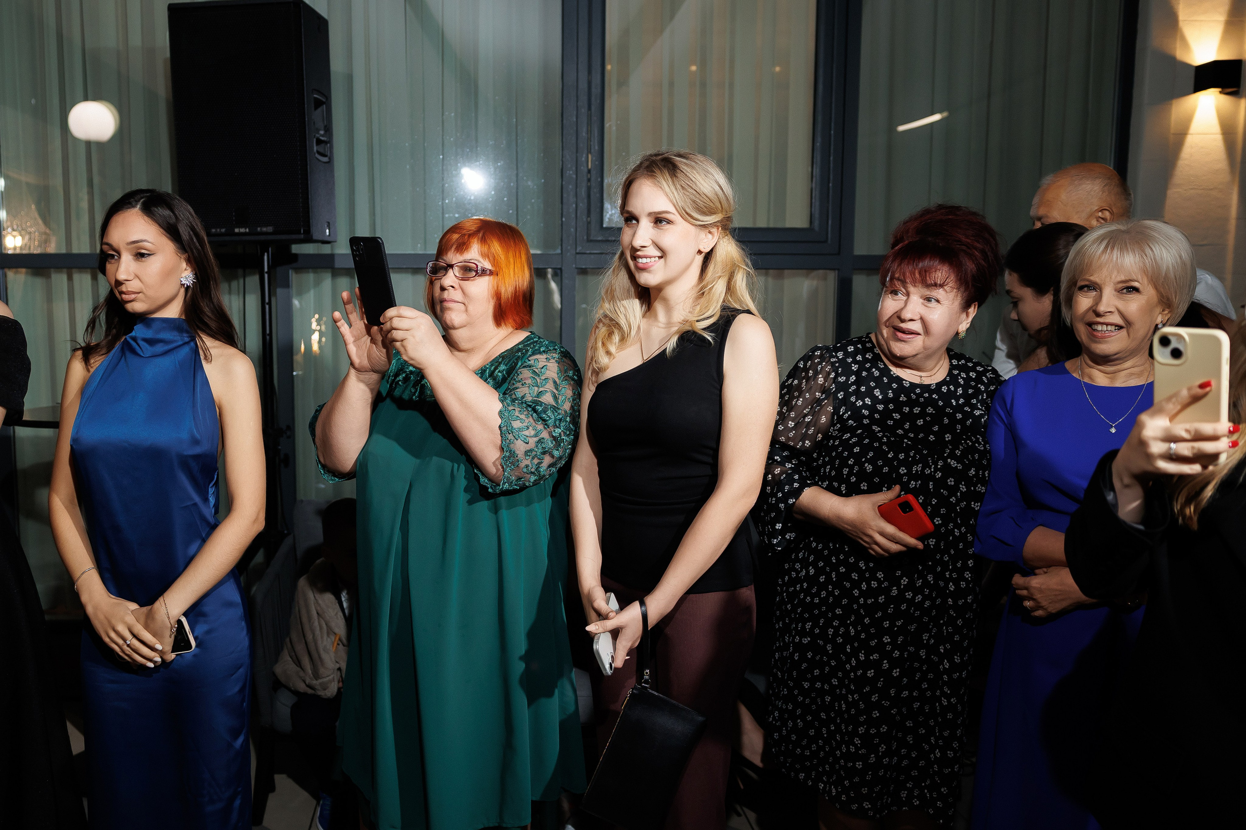 Serghei & Erica — Queen Residence. Servicii Foto și Video 067188353