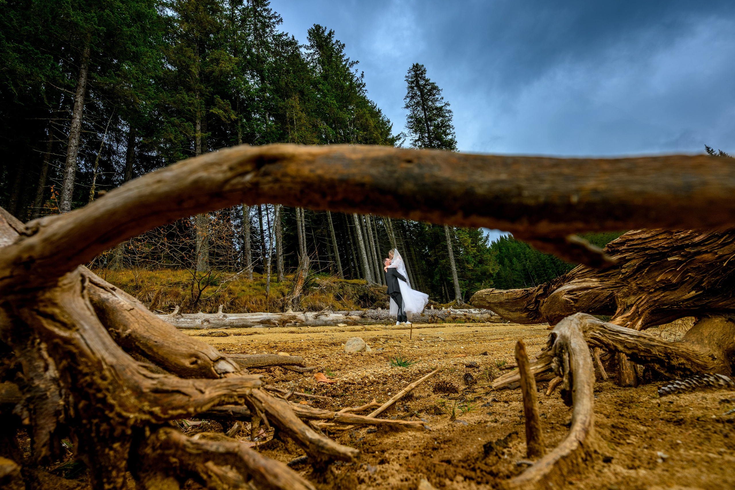 Galerie foto nuntă — Fotograf de eveniment Cătălin Lazăr. Cătălin Lazăr Photography — Fotografie de nuntă și evenimente premium în România și Europa