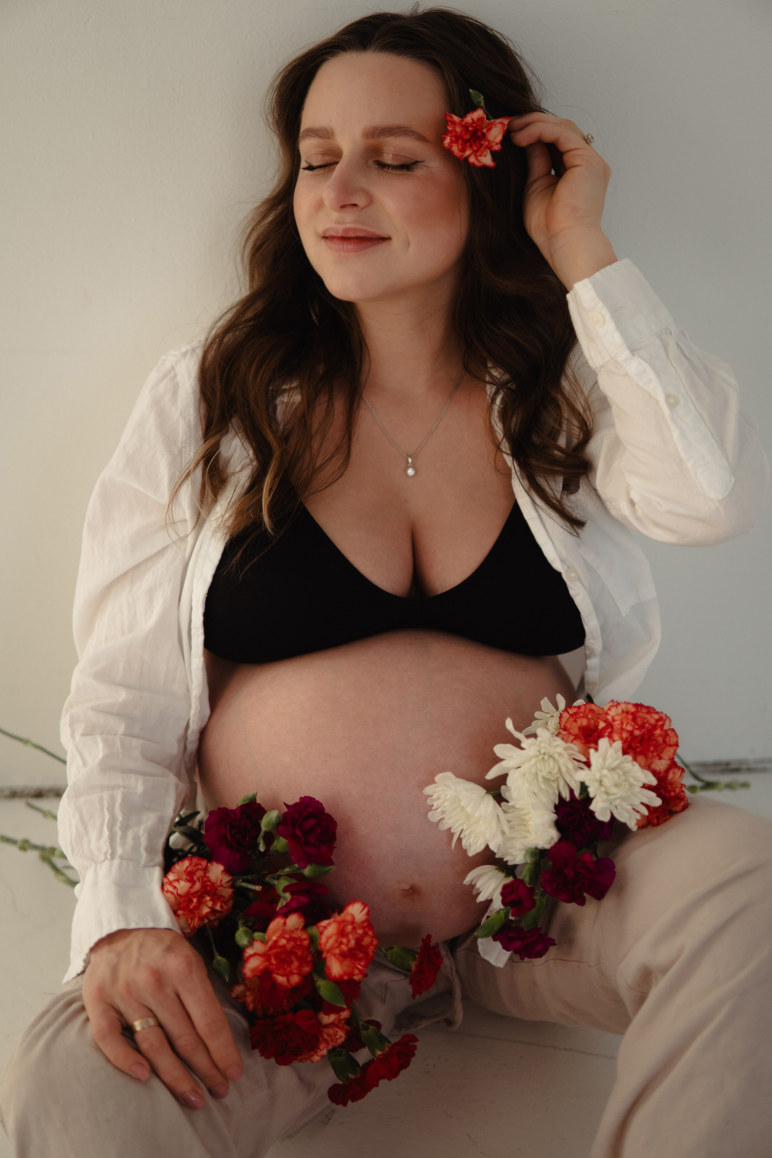 Irina maternity. Photographer in Washington Sophia D