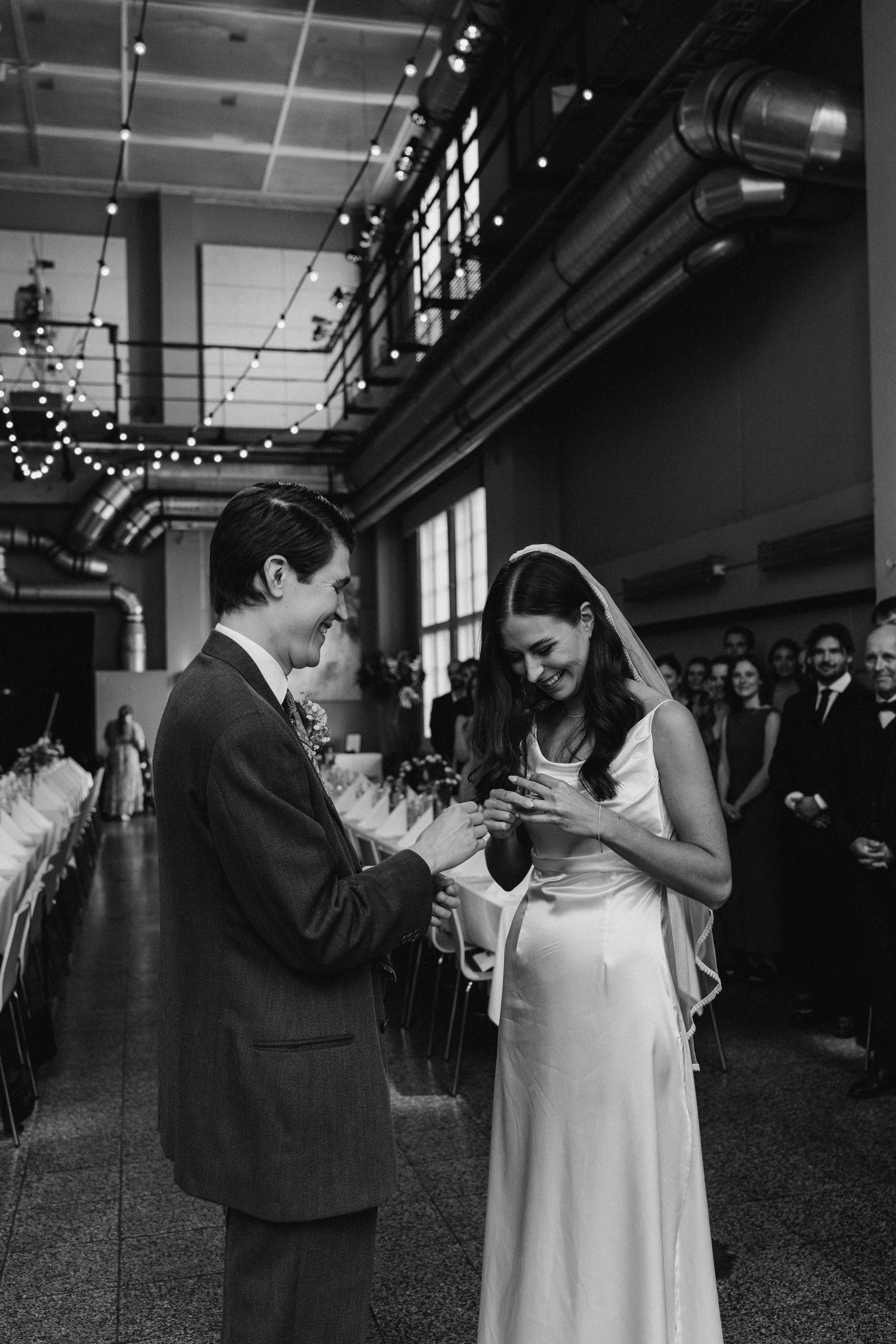 V&S. Wedding and potrait photographer in Helsinki Vickan O