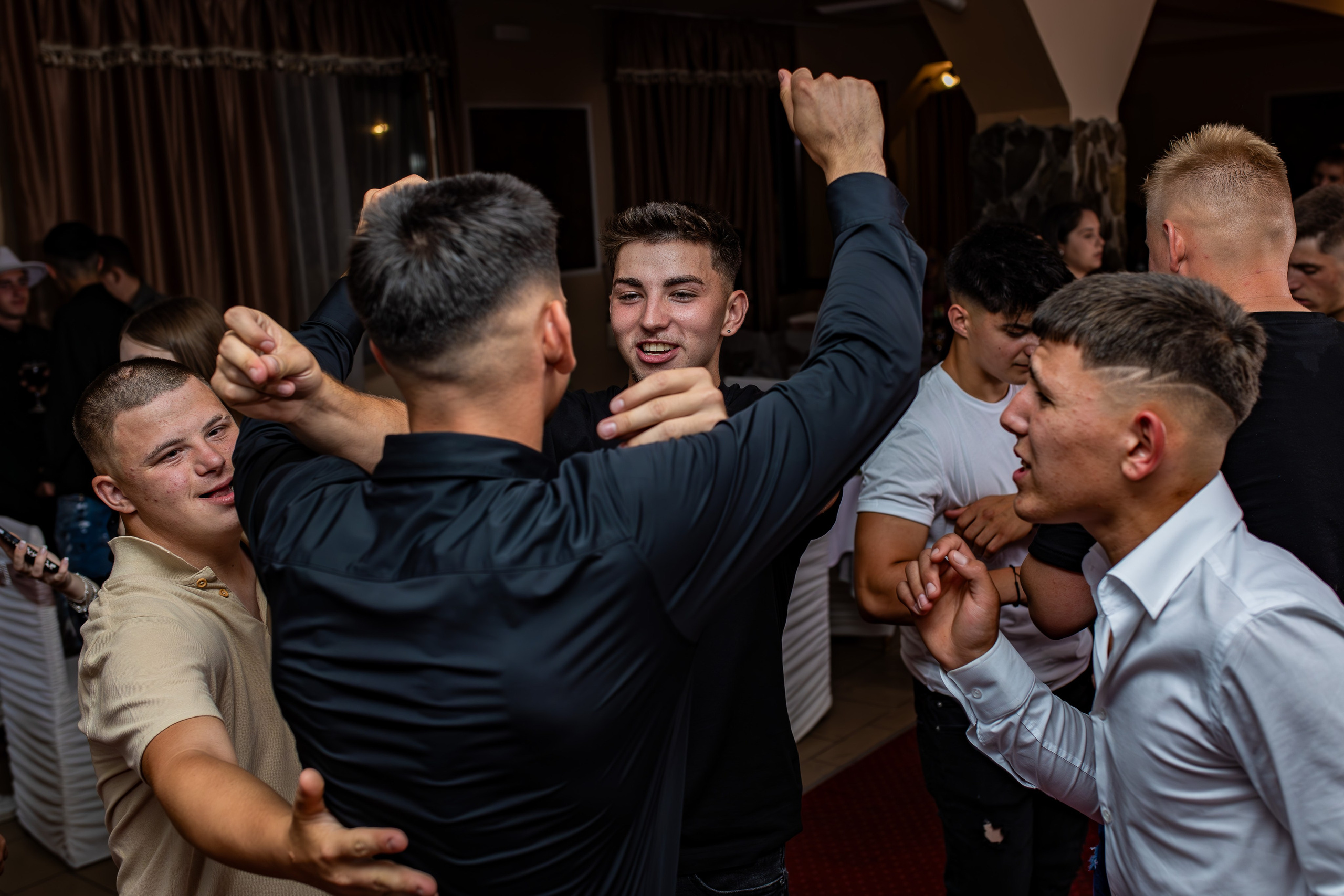 Majorat Petruta. Ionut Brehuescu — Fotograf