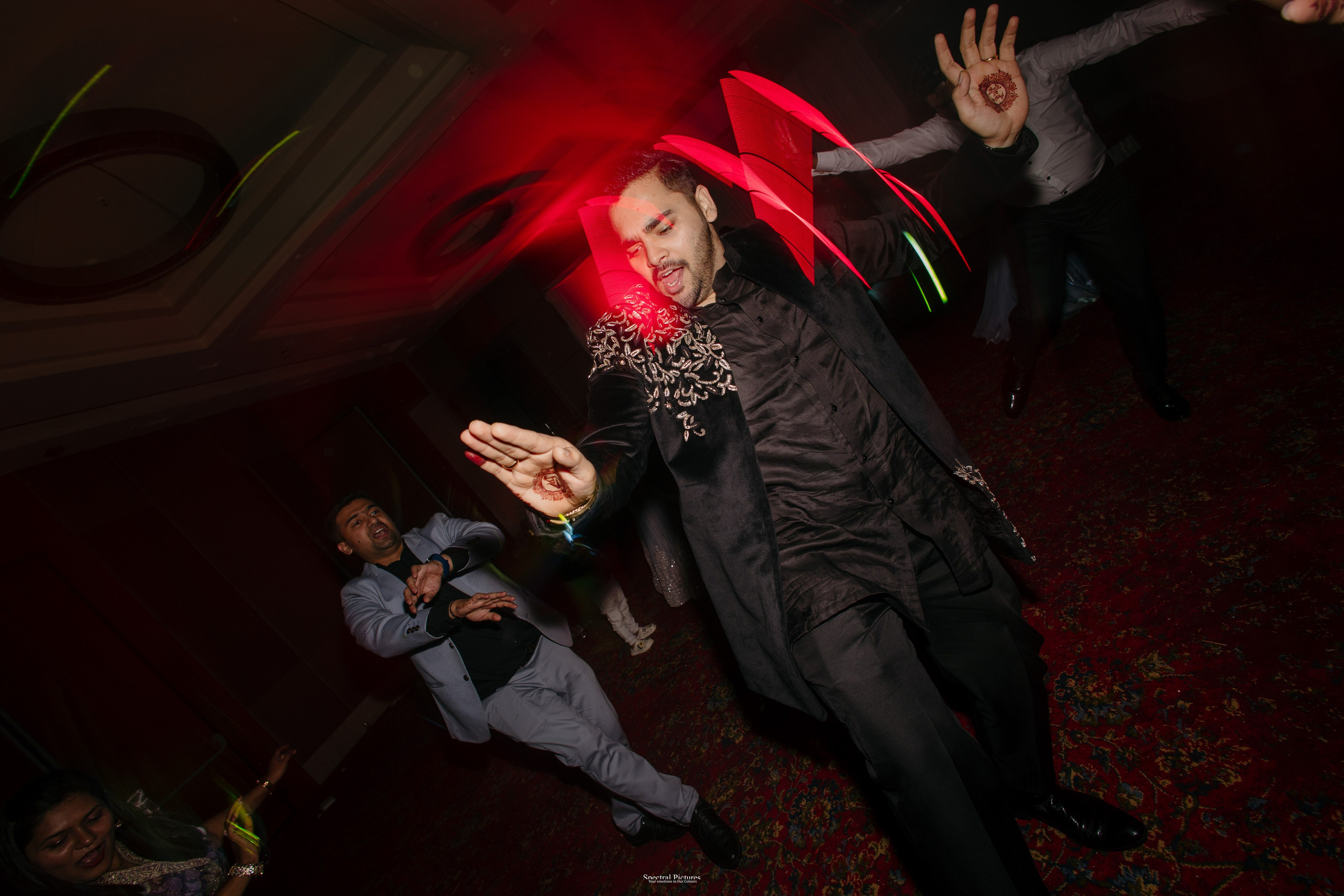 #ADIकीAESHहै