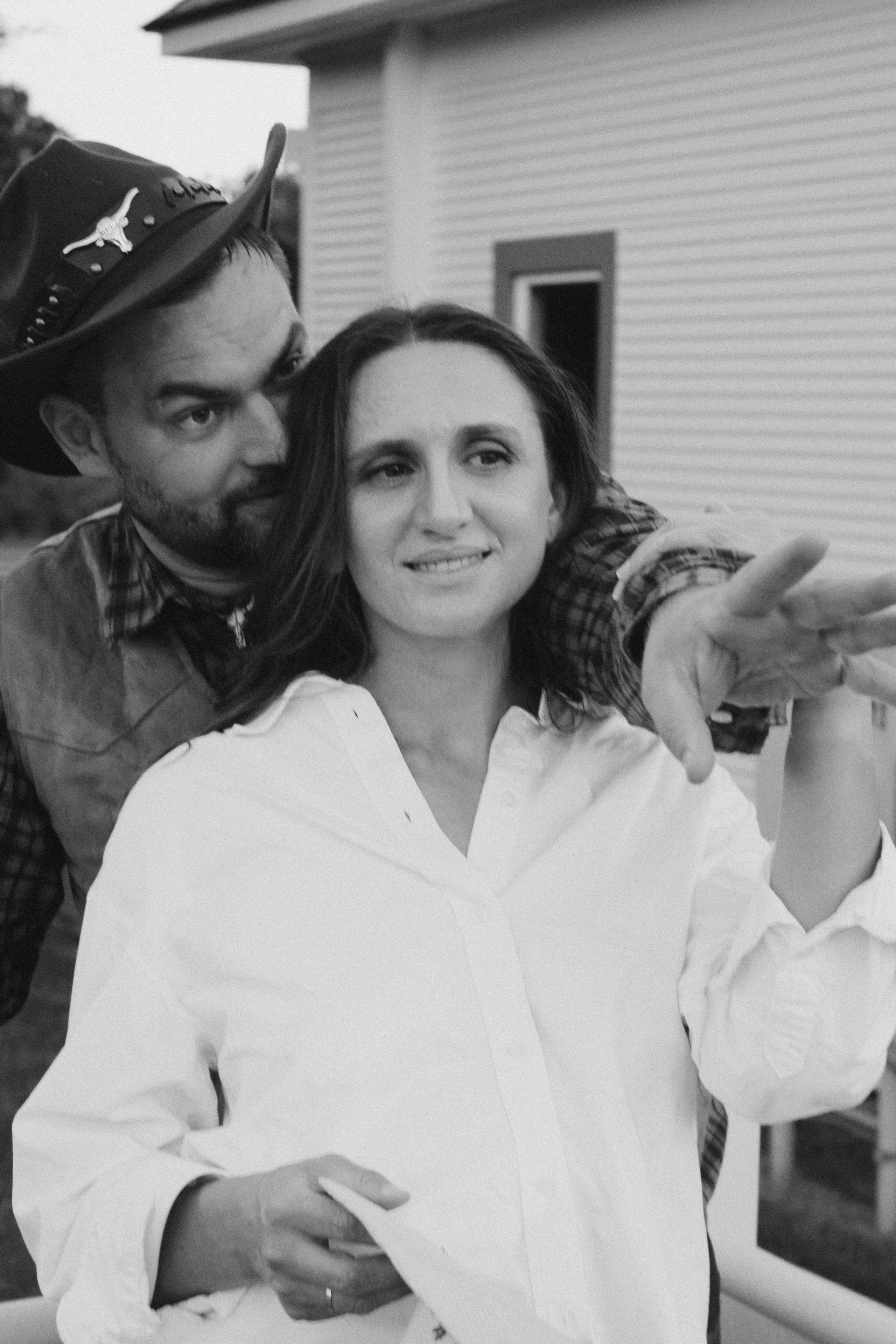 Texas Countryside Family Photoshoot in Cowboy Style. Lana Petrychenko — Portrait & Family Photographer. Valencia, Spain