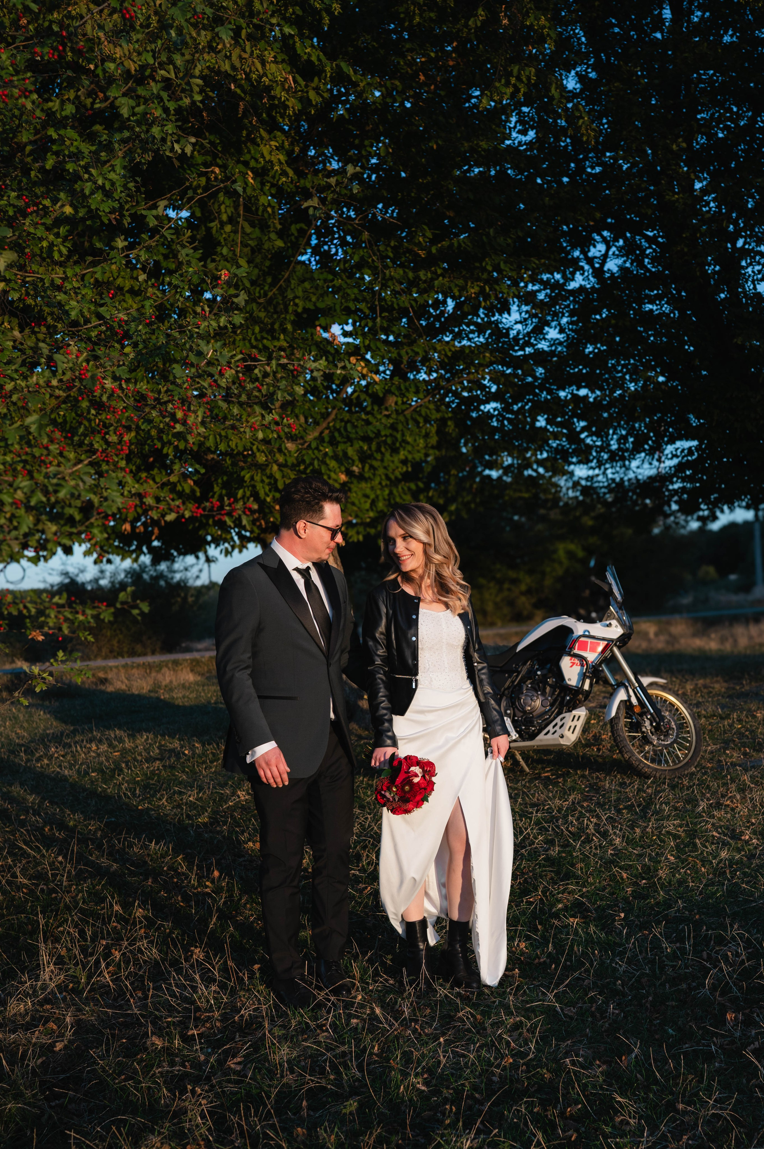 Cristina + Dan | Autumn Wedding. Alexandra Hanu Photographer