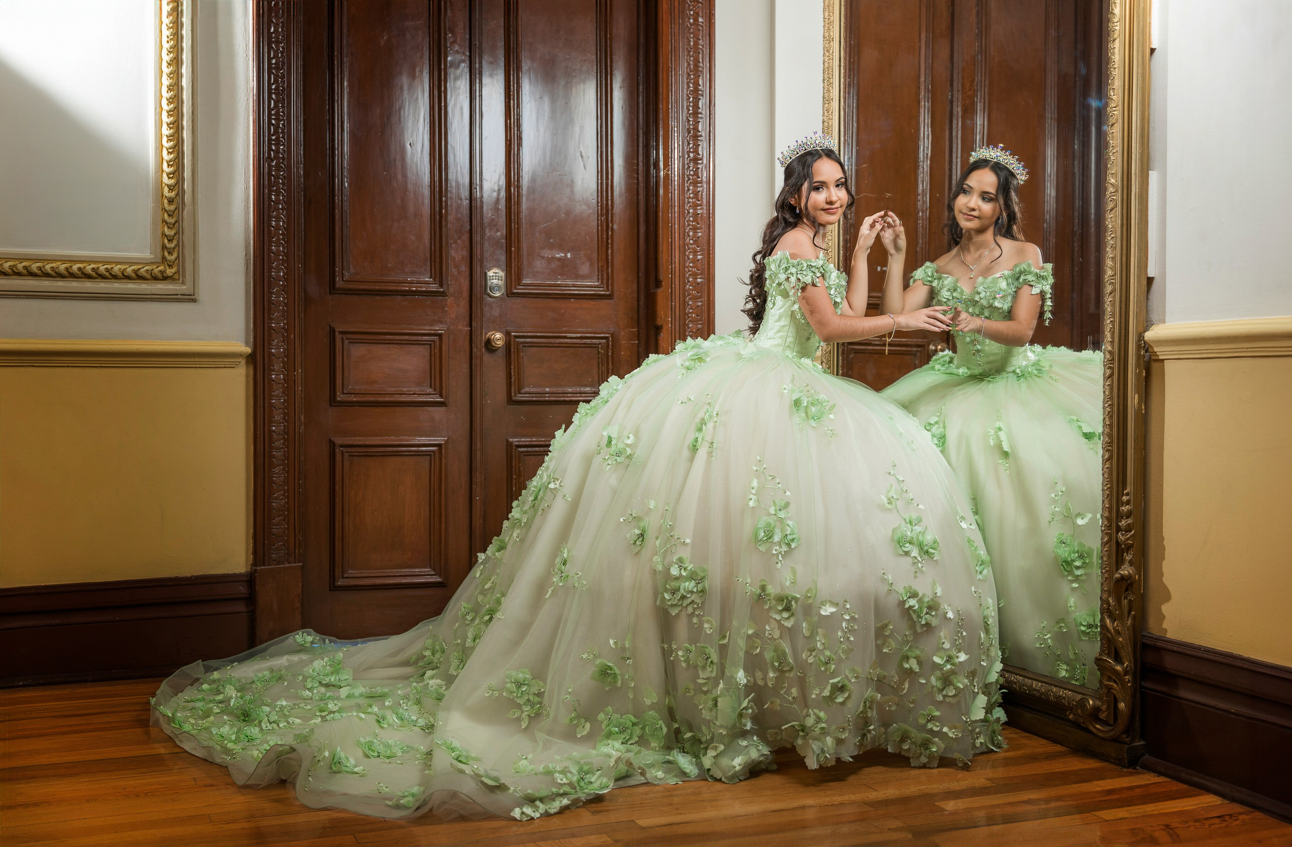 Quinceañeras. Professional Photographer in Chihuahua, Mexico — Alex Mendoza
