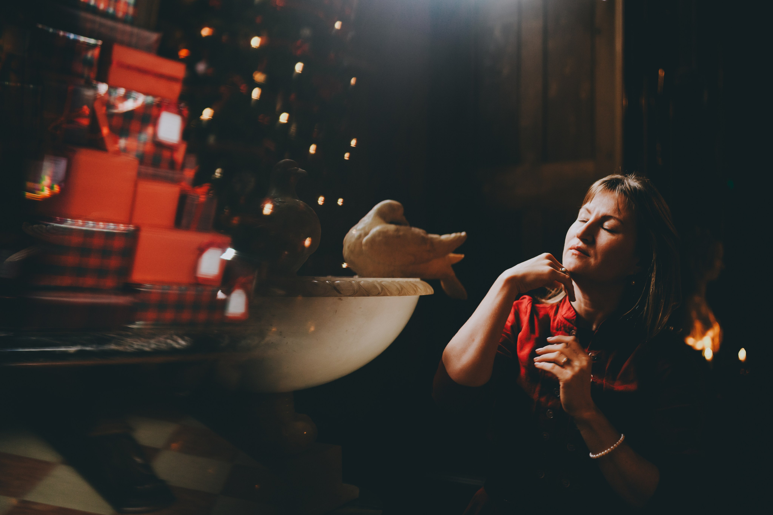 Contact Irina Zoteeva Photography in Solihull & Birmingham. Irina Zoteeva | Artistic Portrait, Family & Brand Photographer in Solihull, Birmingham