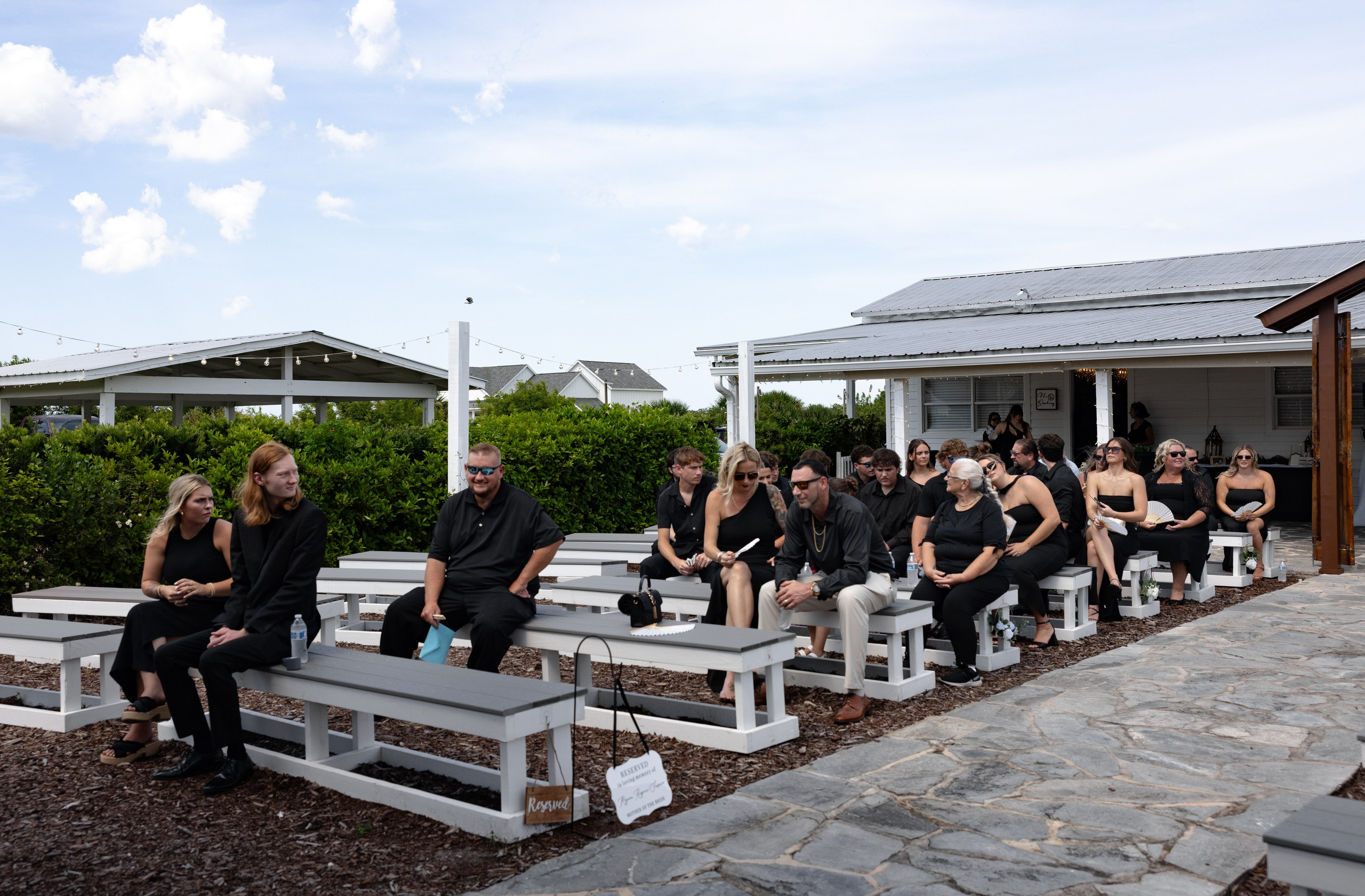 Alexsa and Robert. Ever After Farm Peach. Photographer Anastasia Nagibina