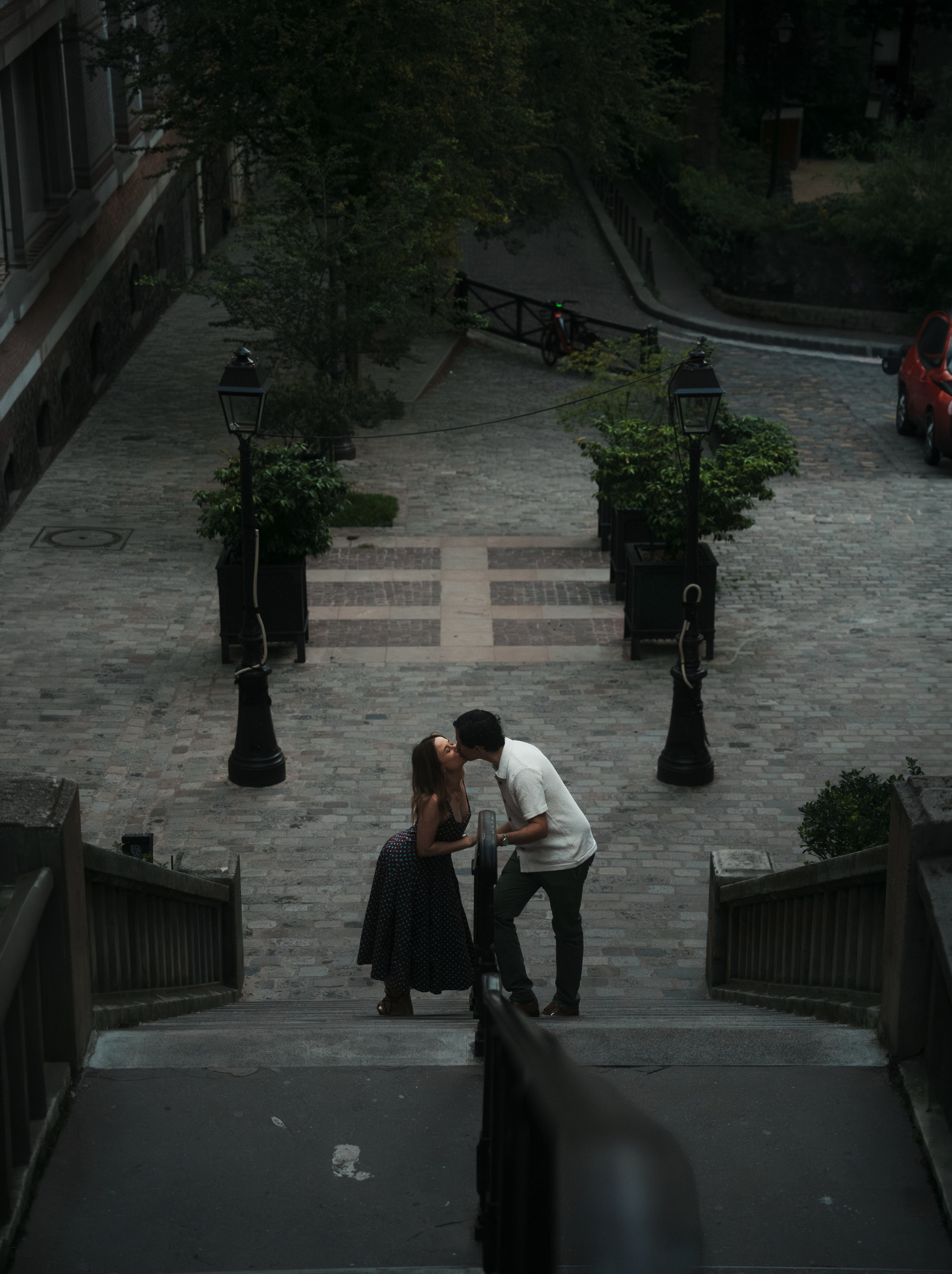 Julian & Sarah in Montmartre