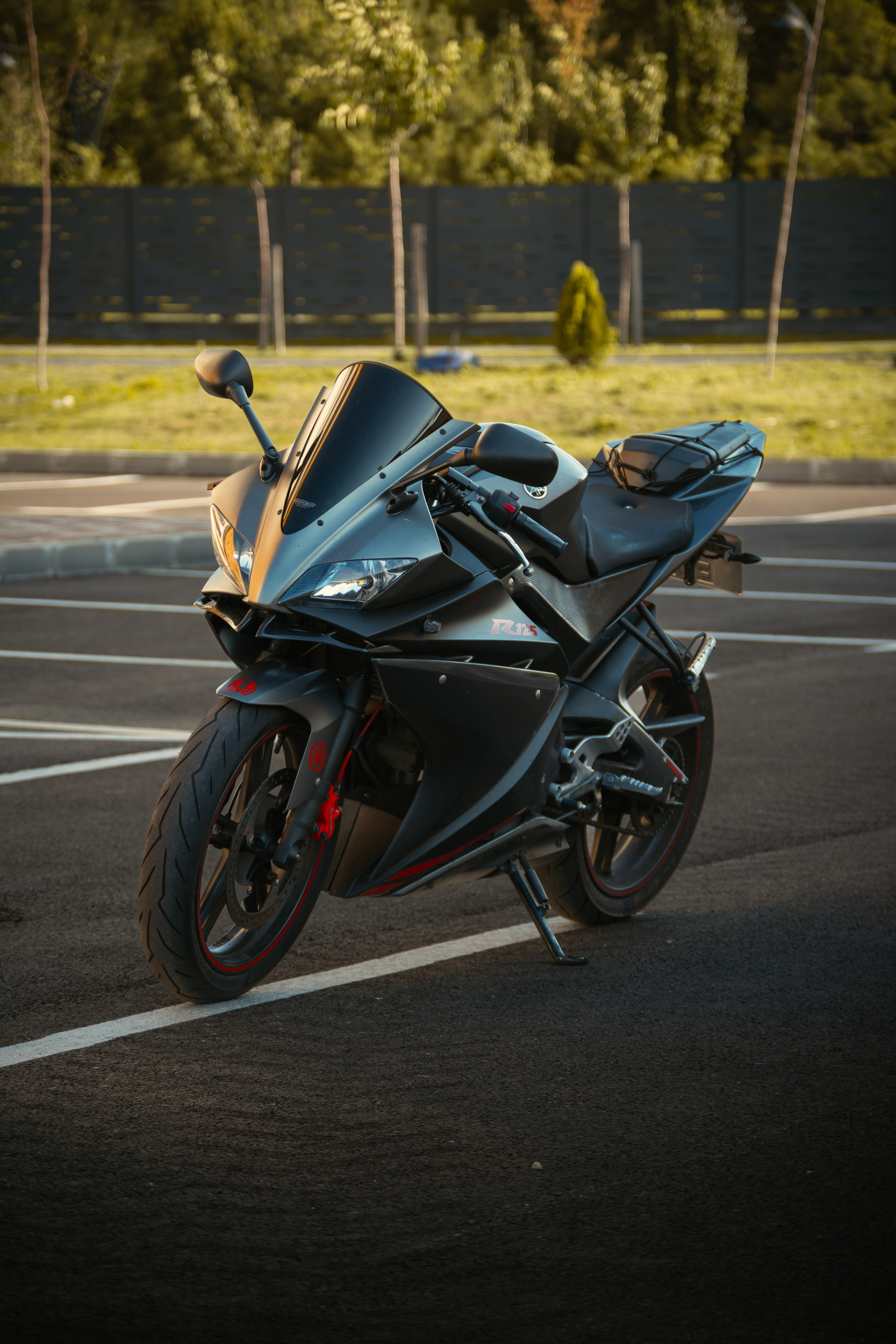 YZF-R125. Johnnyshoots