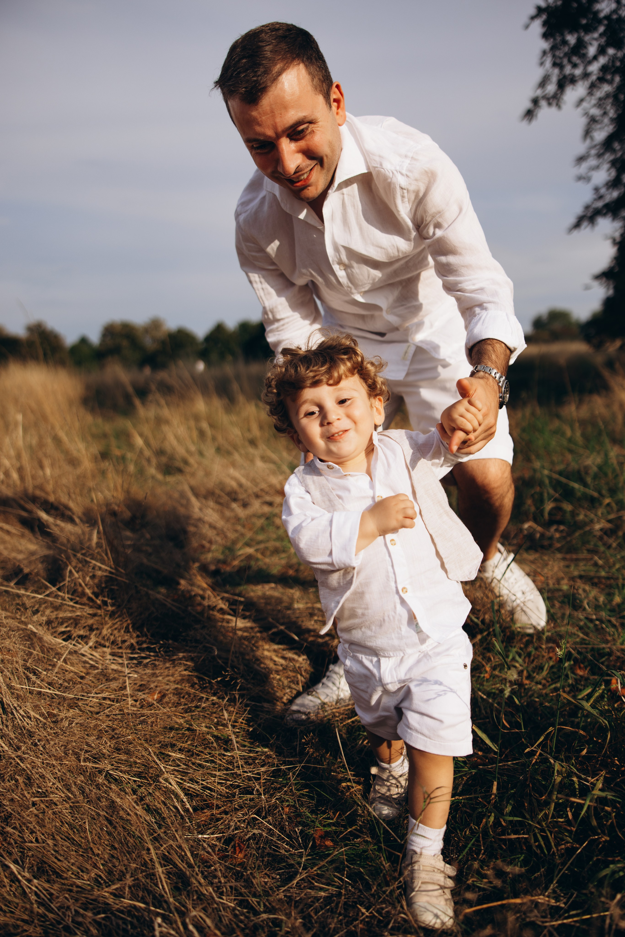 Valerik with parents (Hyde park). Anastasia Klink, Photographer in London
