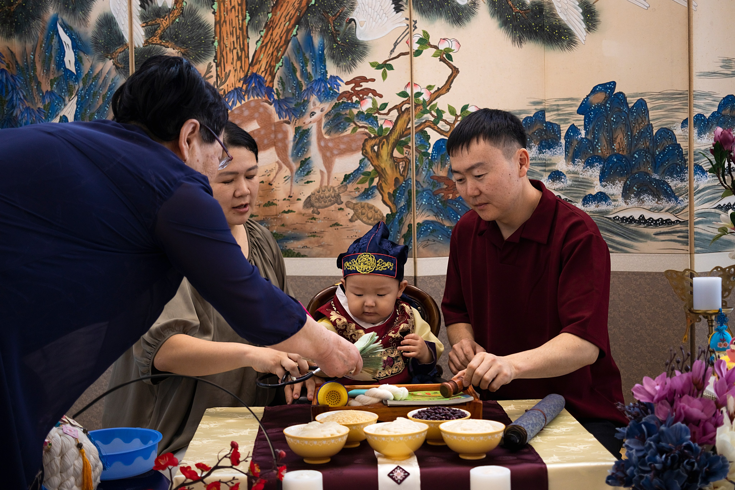 Артём в студии. Фотограф беременности, ньюборн и годовасиков в Корее Жанна Хан