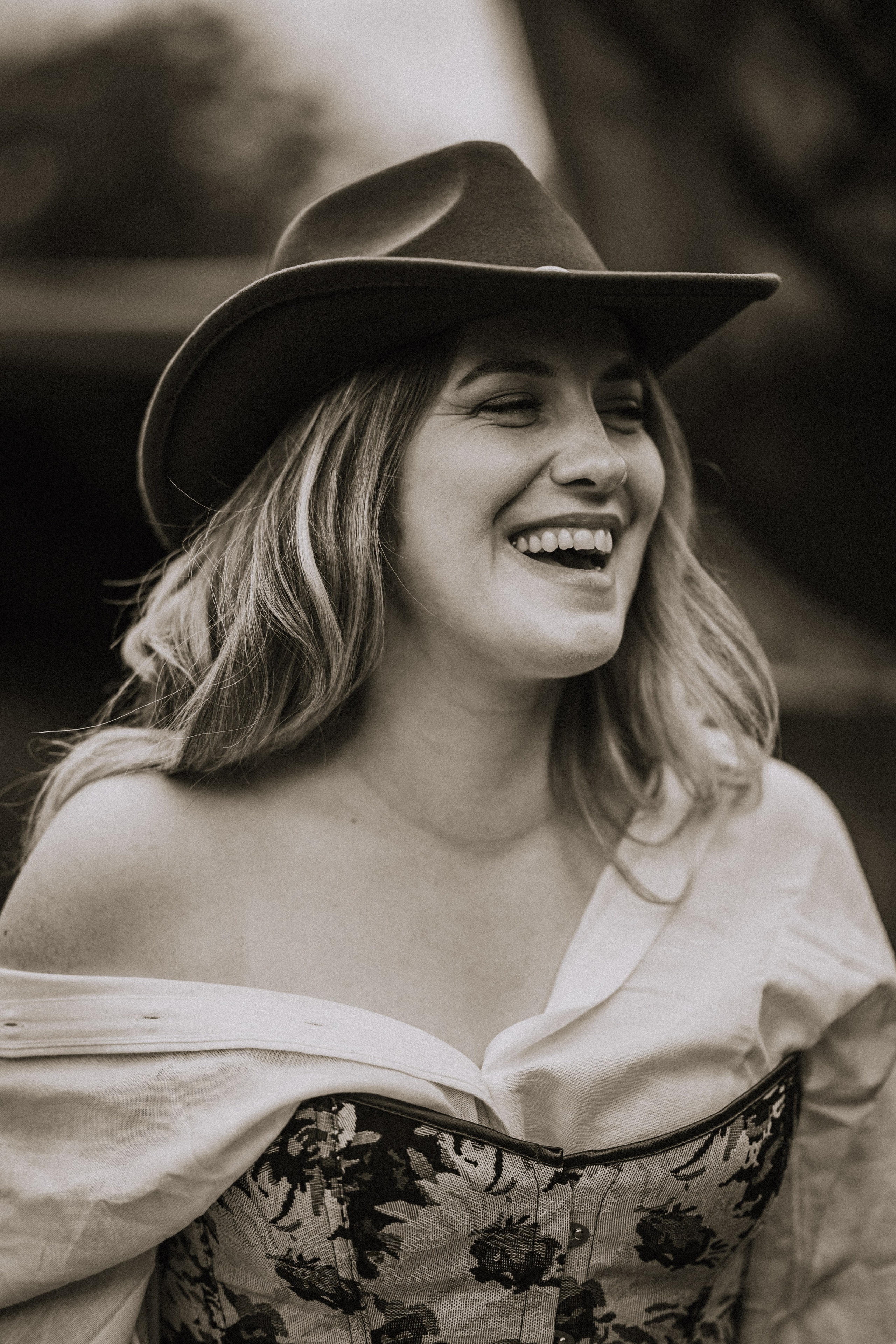 Annah Louwagie — Lifestyle photographer for couples, families & brands | France & worldwide