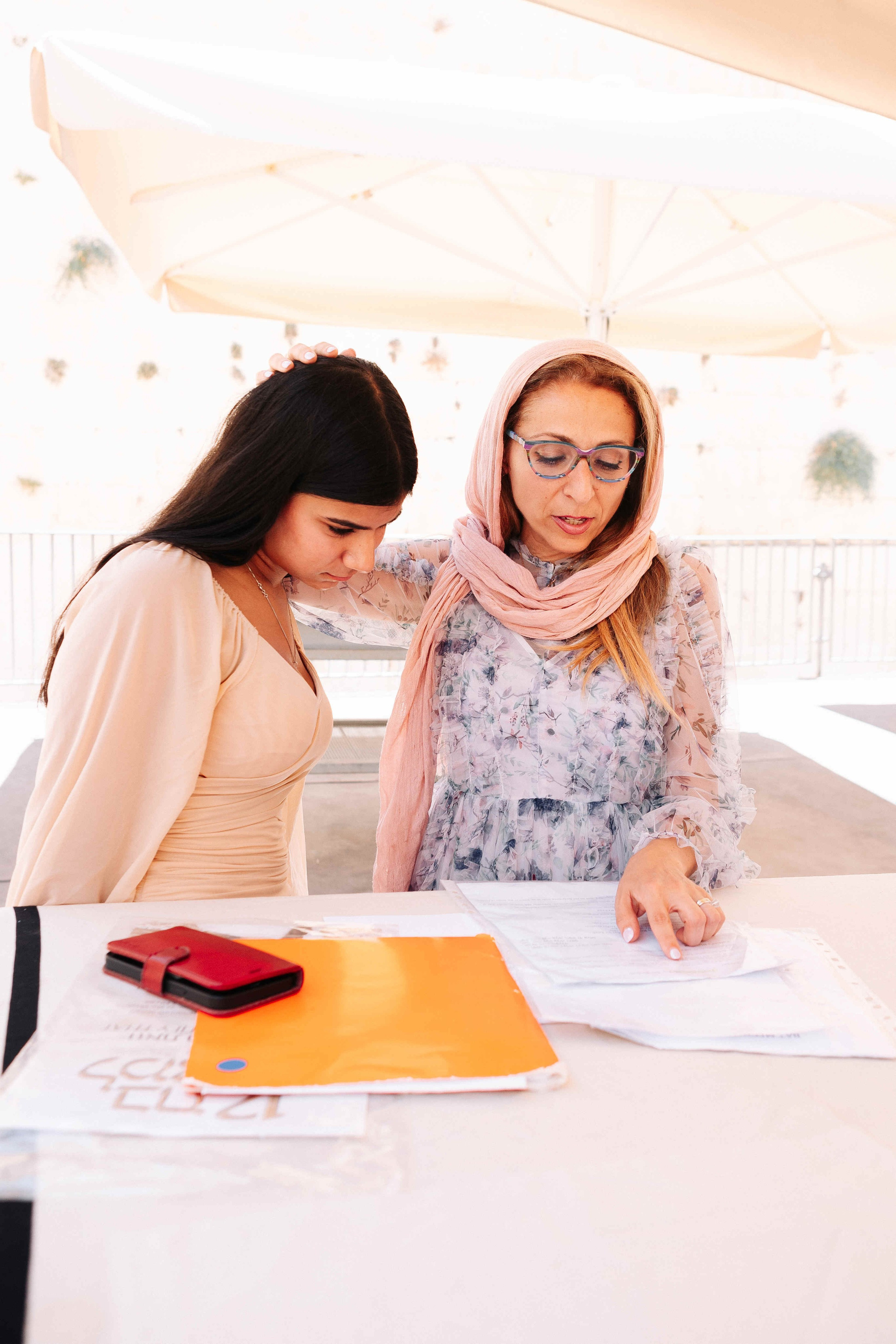 BAT MITZVAH CEREMONY + PHOTO SESSION. Https://shi-photo.com/