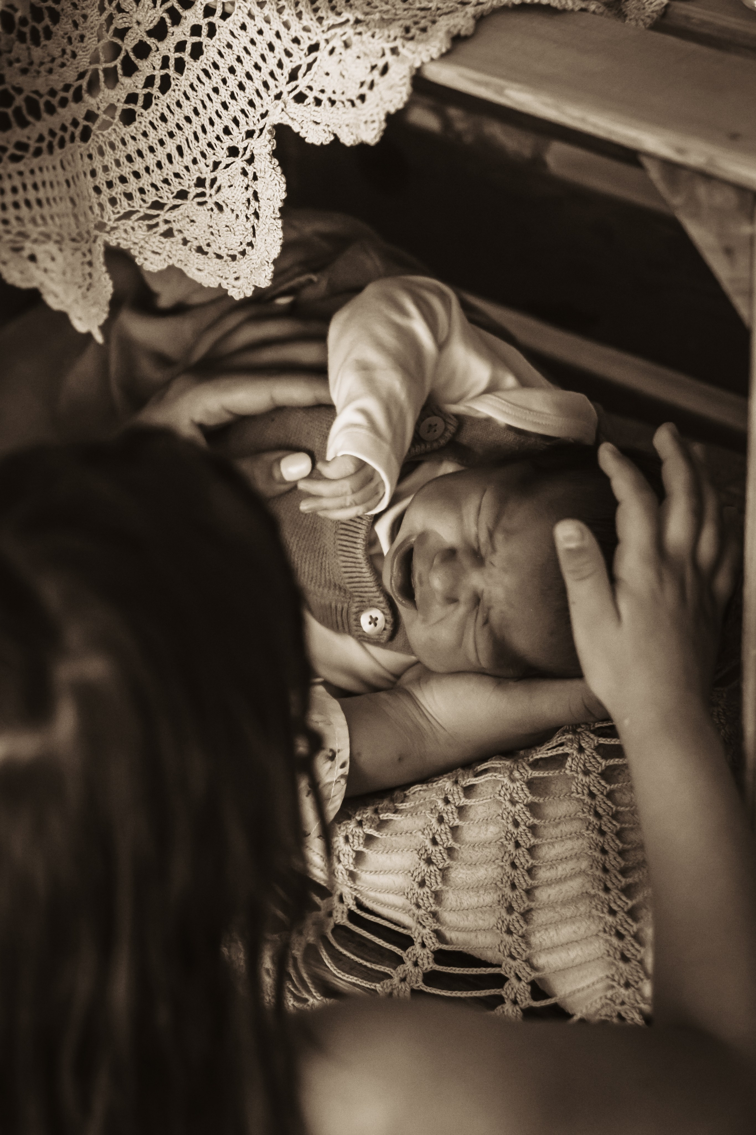 Monika, Pool newborn shooting. Family photographer Aargau Zurich