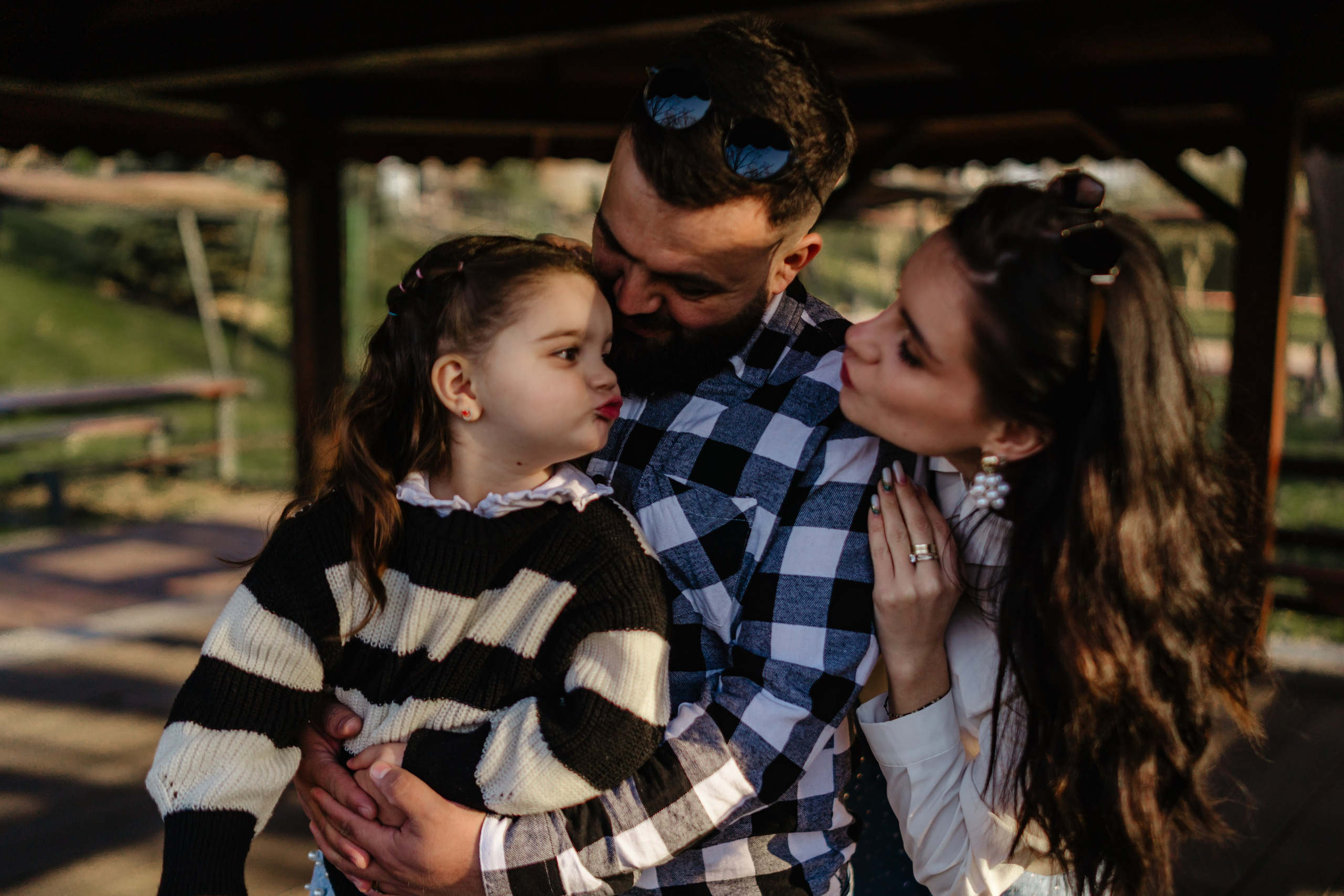 Sara’s Family. Foto-Video Nunta Iasi, Suceava, Bucuresti / Disponibilitate 2025 — 2026 — 2027