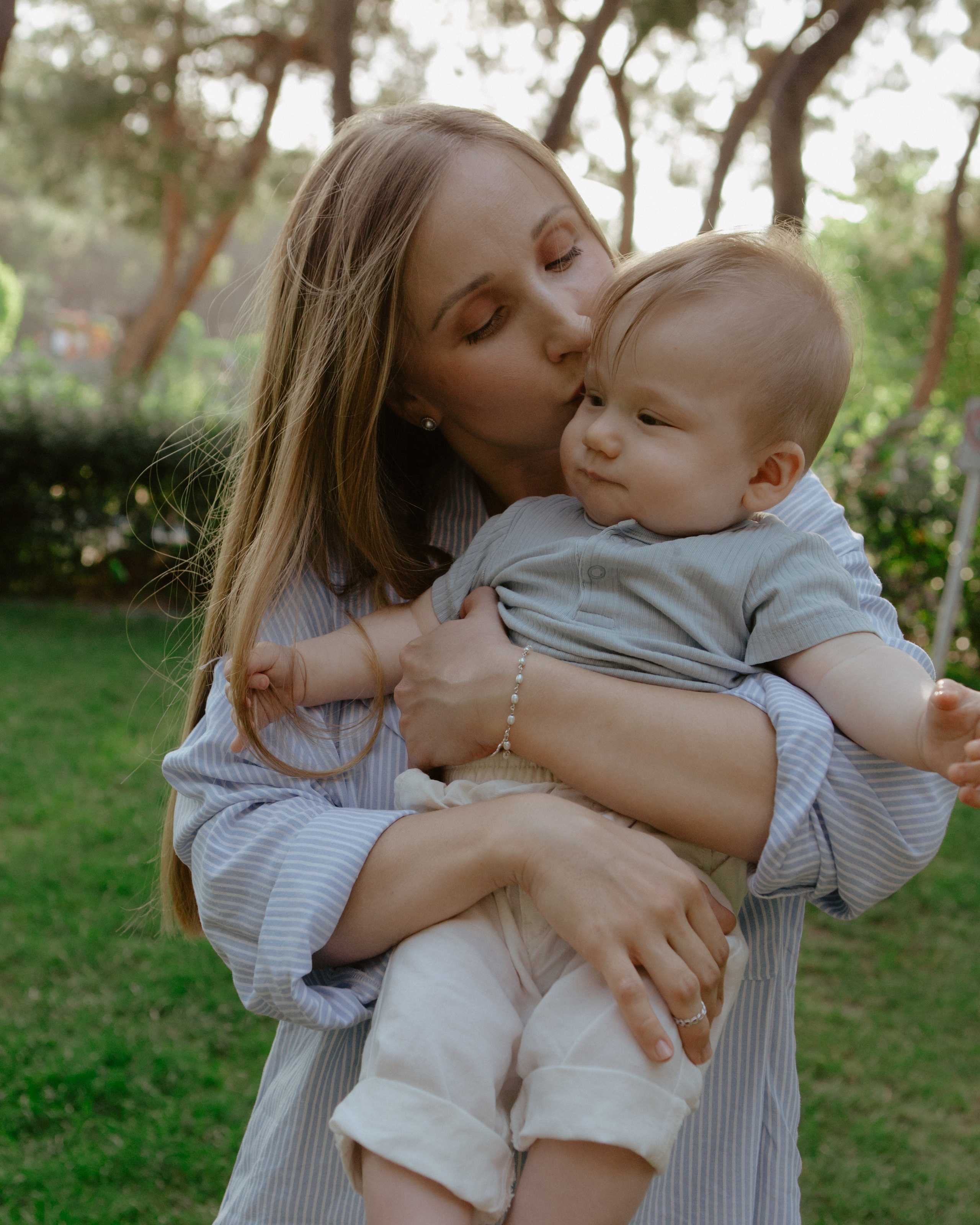 Gulnara, Rail, Ryan, Robert and Rafael. Photographer Lisbon|Portugal Nadiya Kharytonenko