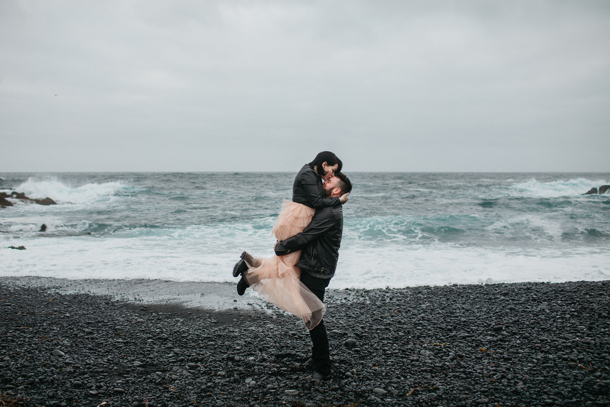 Mila+Peter. Iceland elopement photographer & videographer