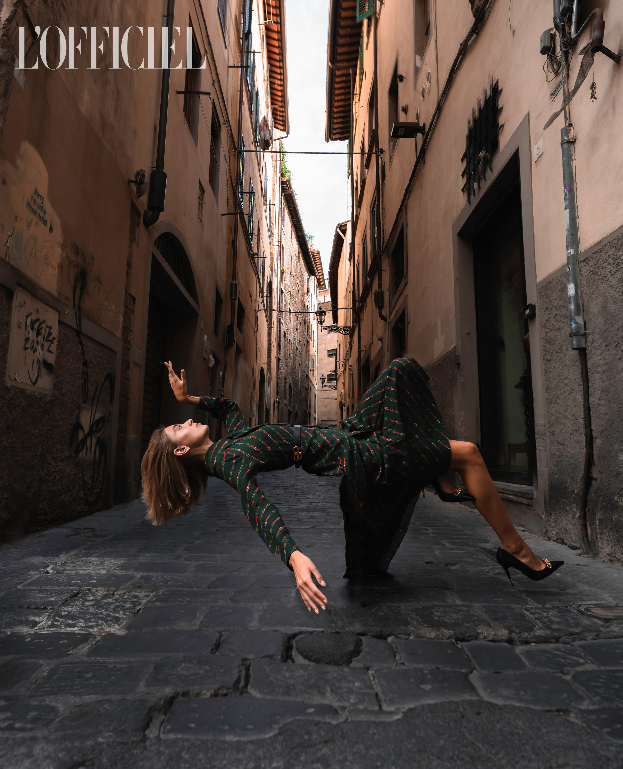 Fashion and Commercial. Production Services NV Visual