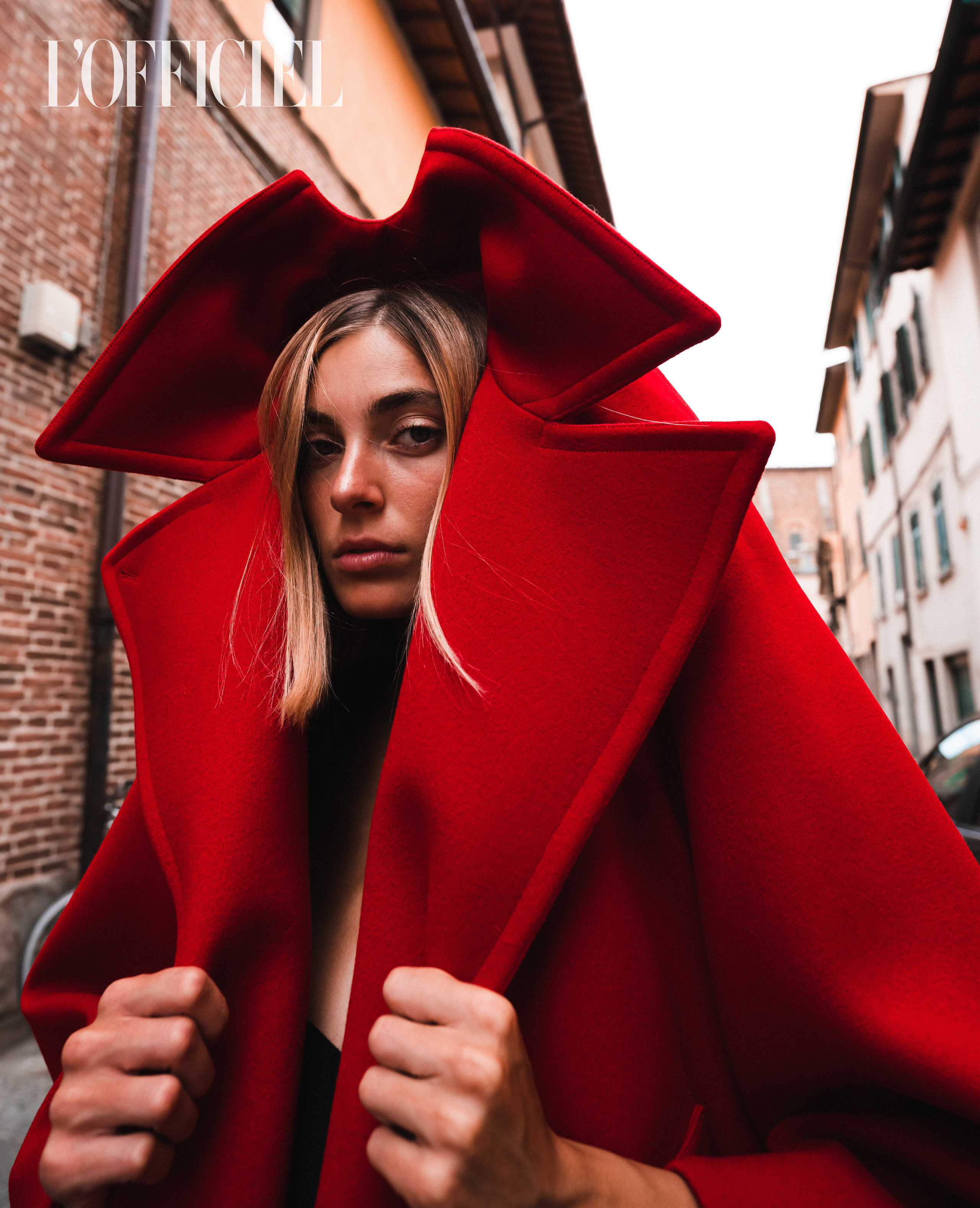 Fashion and Commercial. Production Services NV Visual