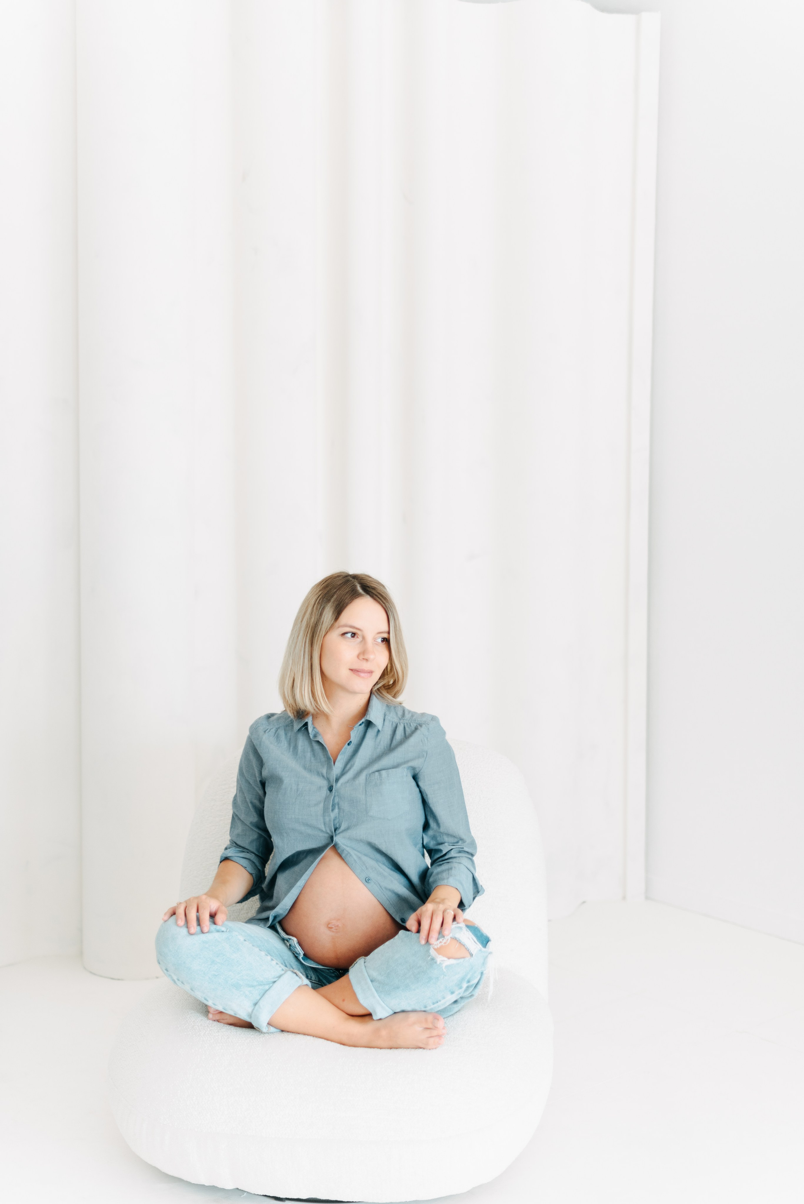 Maternity. Fotograf de nou-nascuti, maternitate si familie din Brasov