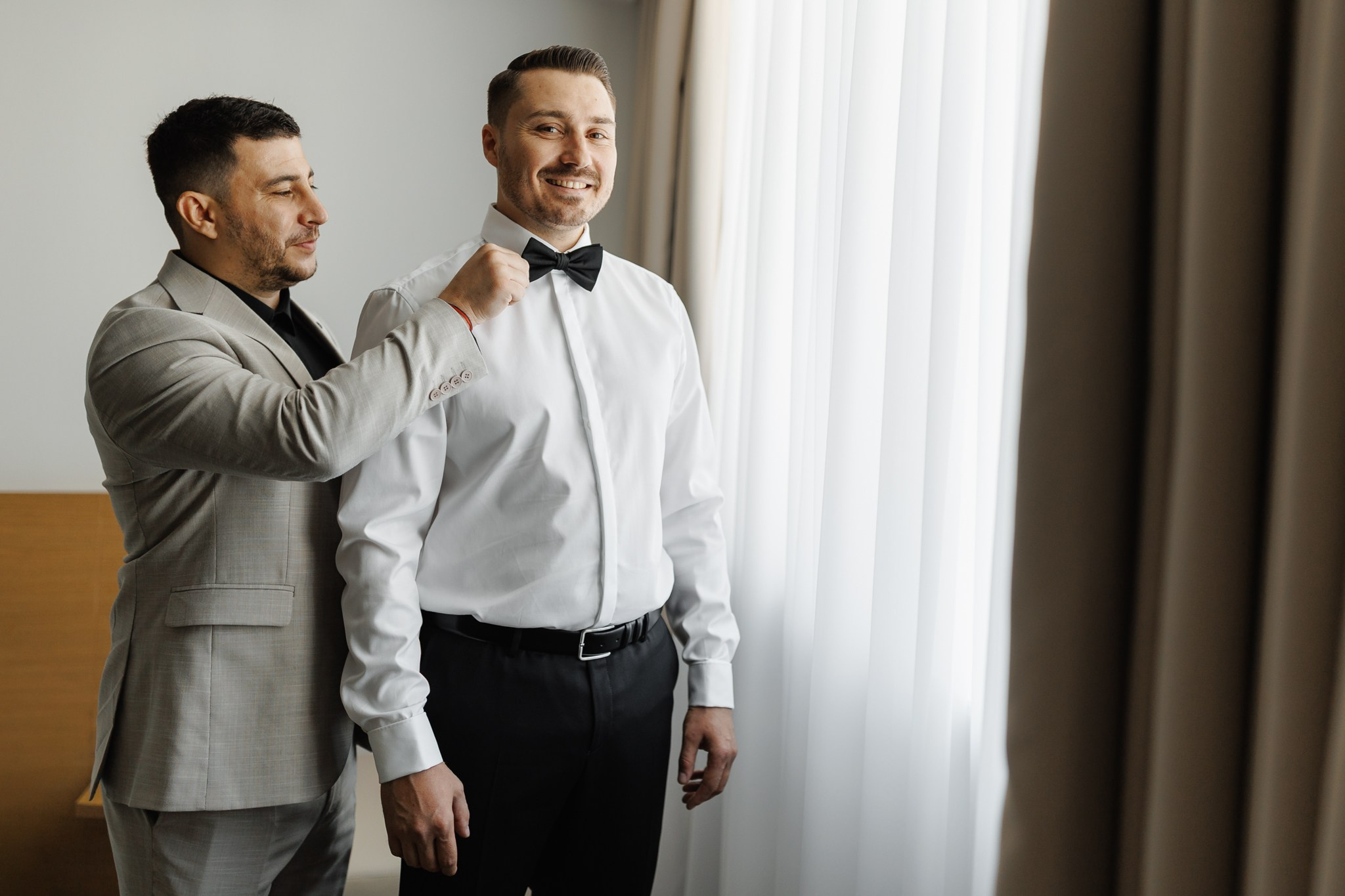 Nunta Anca si Marius, sedinta foto cu miri in locatie superba, la Hotel Corinthia Bucuresti. Fotograf nunta Bucuresti - Manu Ivanciu | Fotograf botez