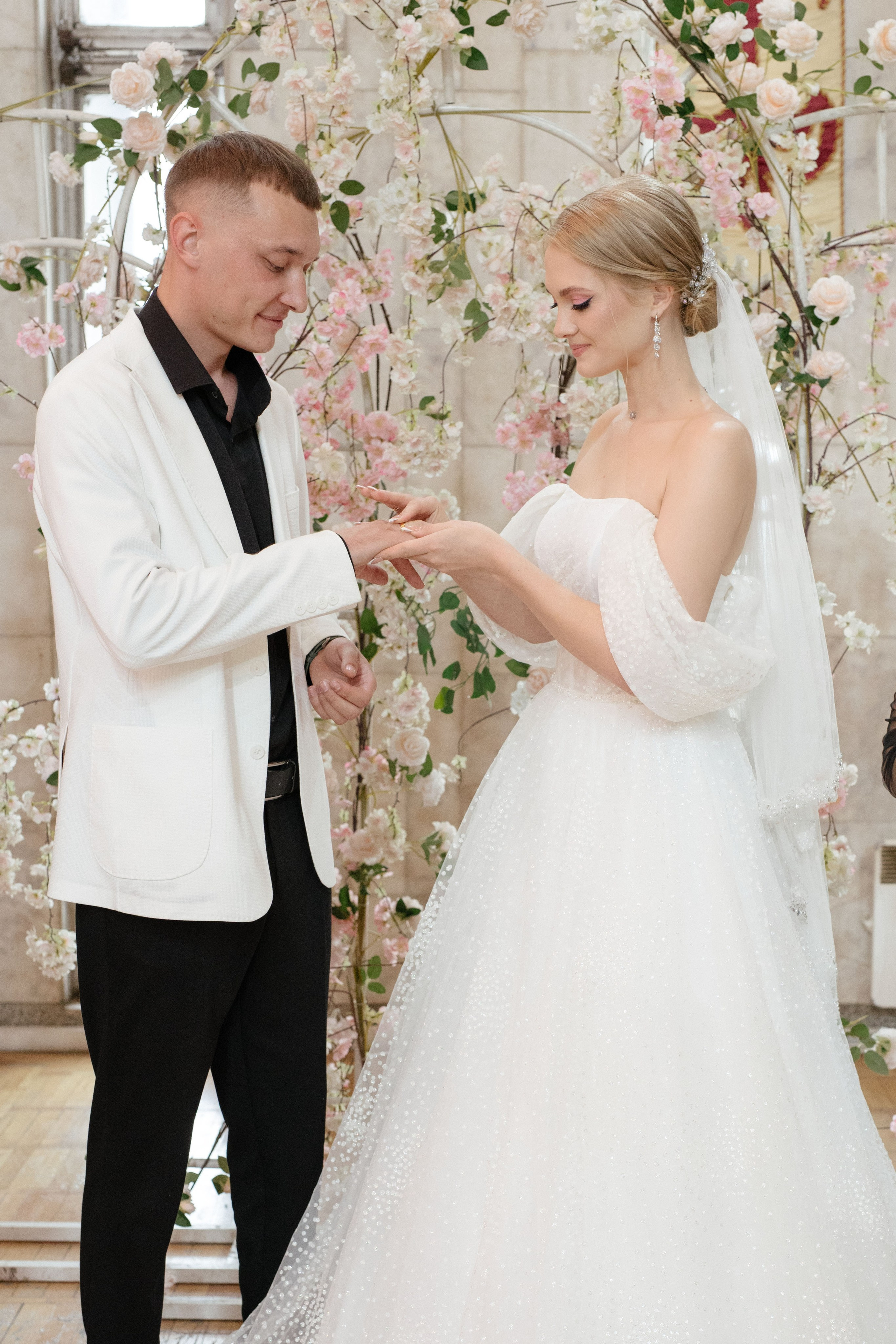 Emil & Maria. Свадебный фотограф в Бишкеке