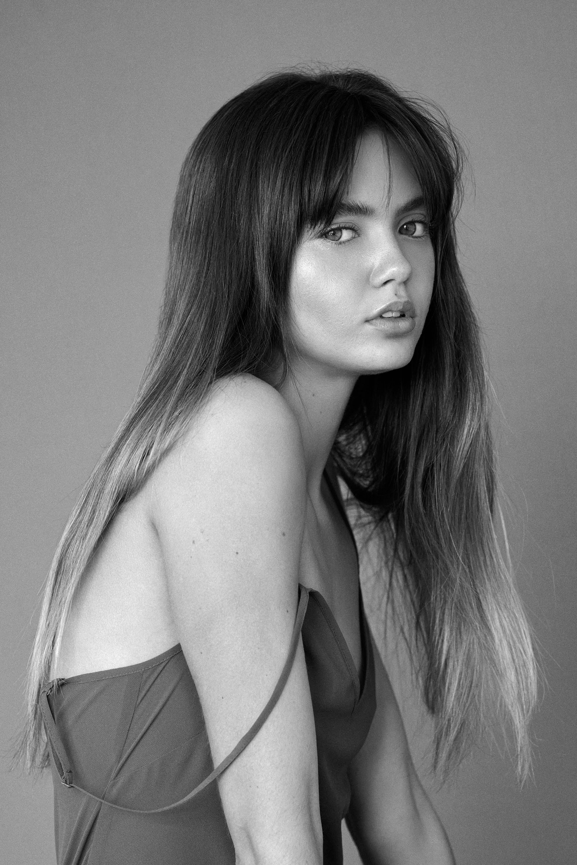 Portraits & lifestyle. Photographe portrait féminin à Paris — Zhanna Ognivo