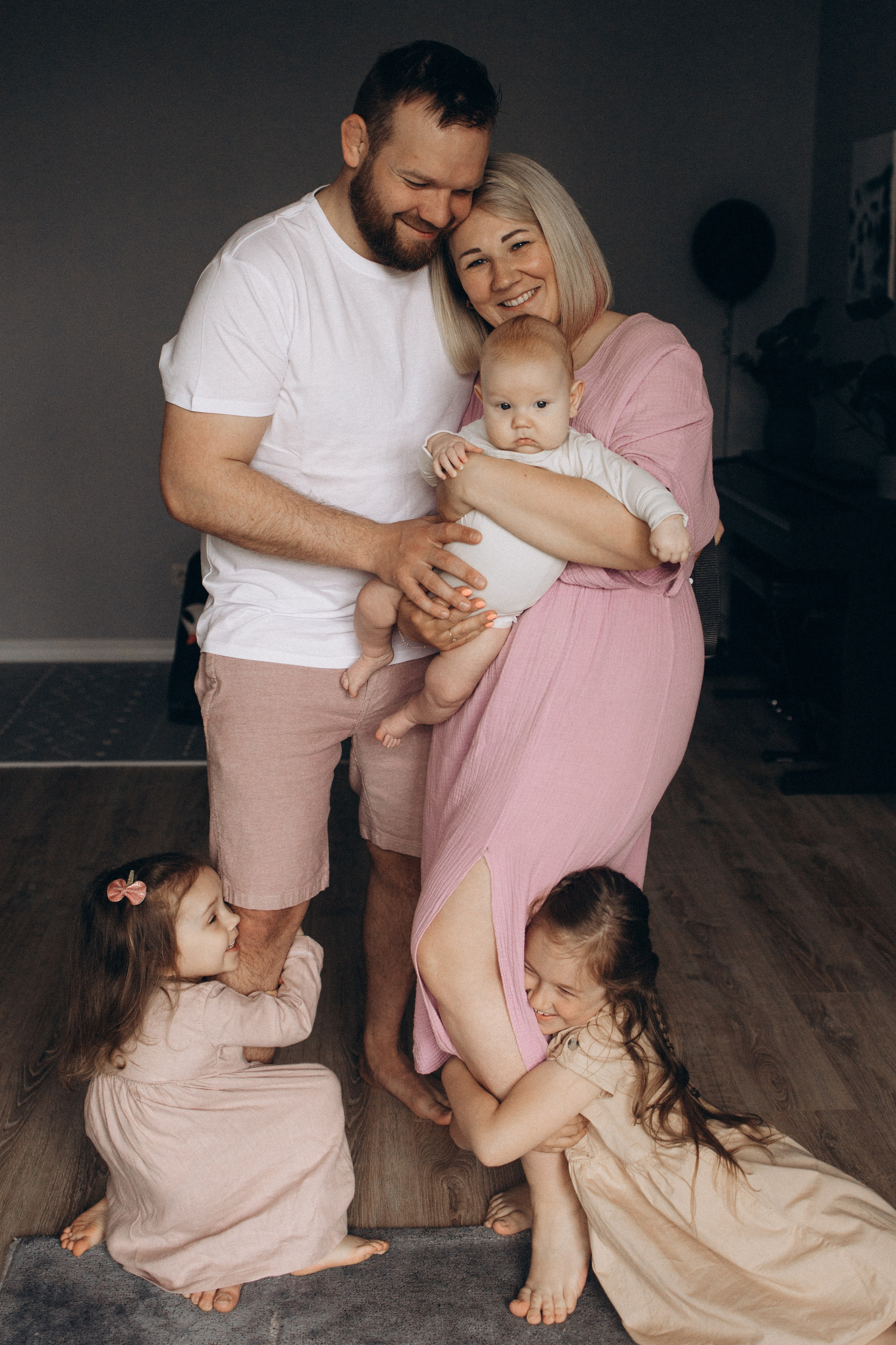 LAINES ģimene. GALVENĀ