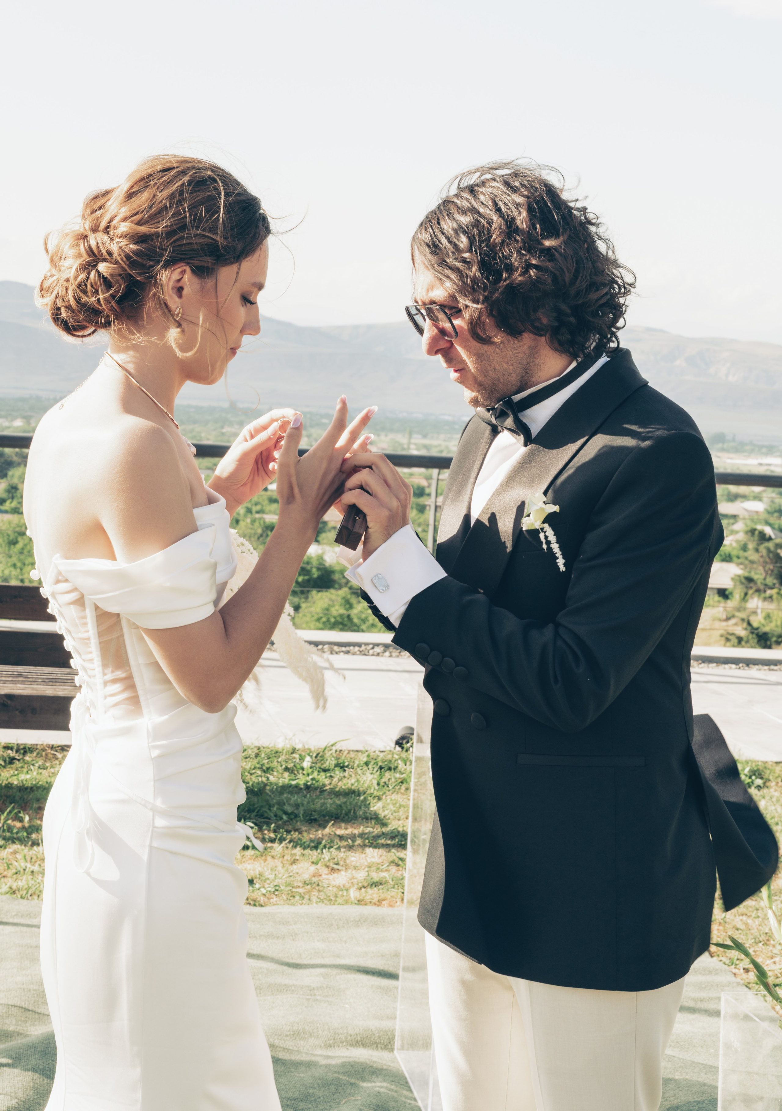 Weddings Chateau Mephis Kalaki. Create your own history with Pierre Studio