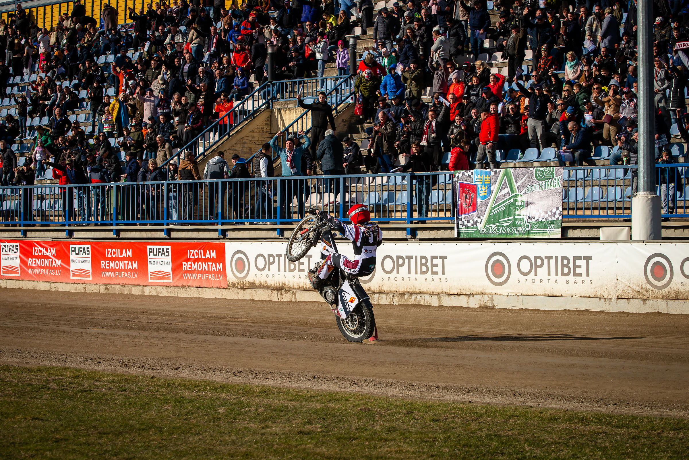 2022-04-17 / Optibet Lokomotiv Daugavpils - Unia Tarnów / full report. Fotogrāfs Romualds Rubenis un Artemijs Stašāns