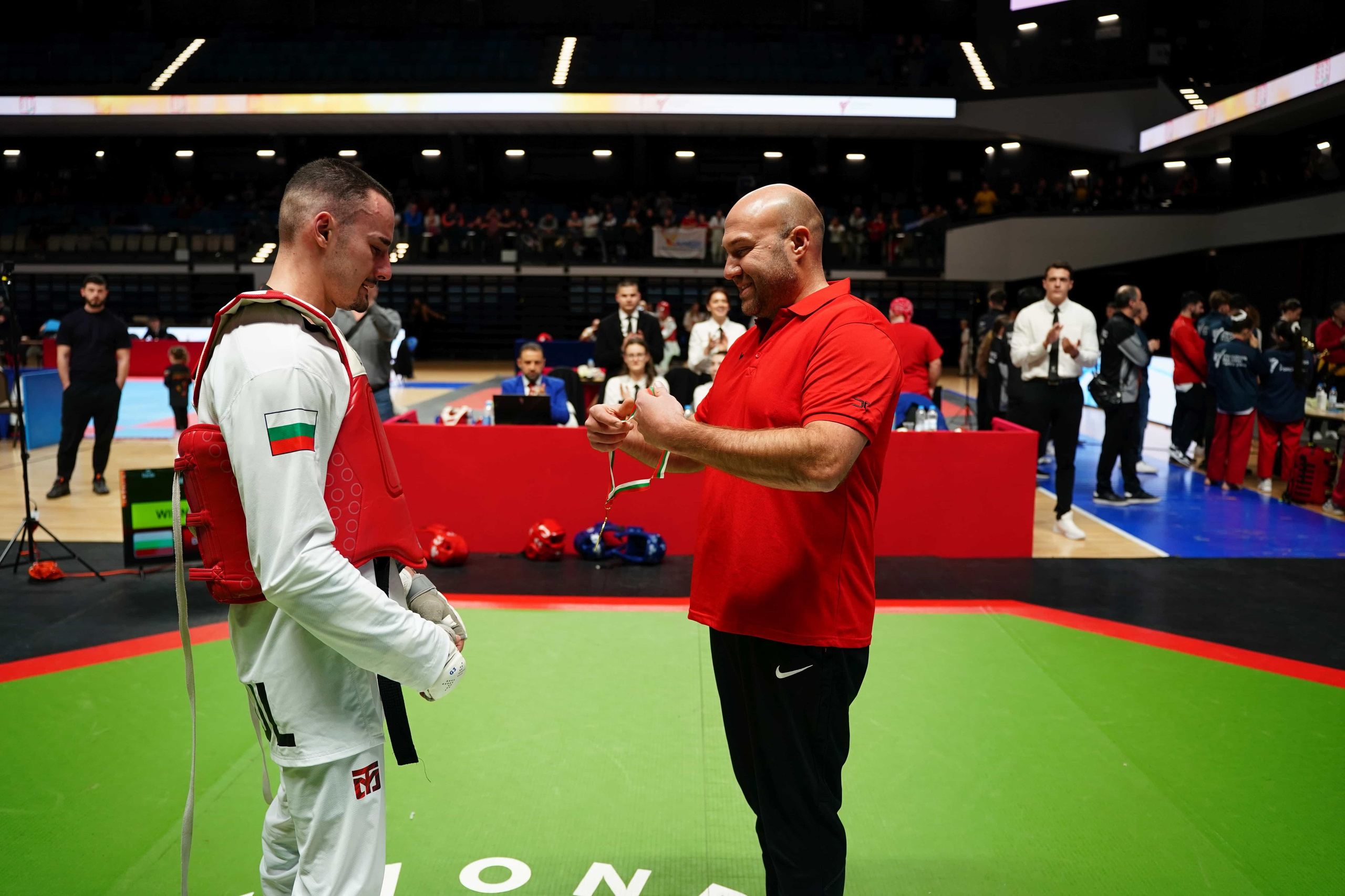 Снимки: PhotoAdrenaline.com