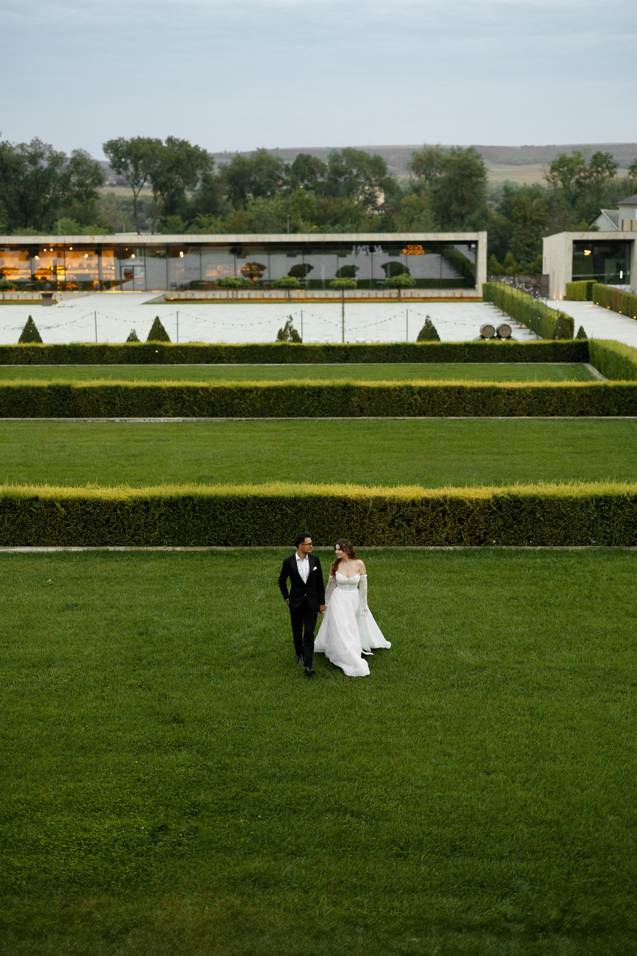 Petru & Veronica. Scarlat Photography