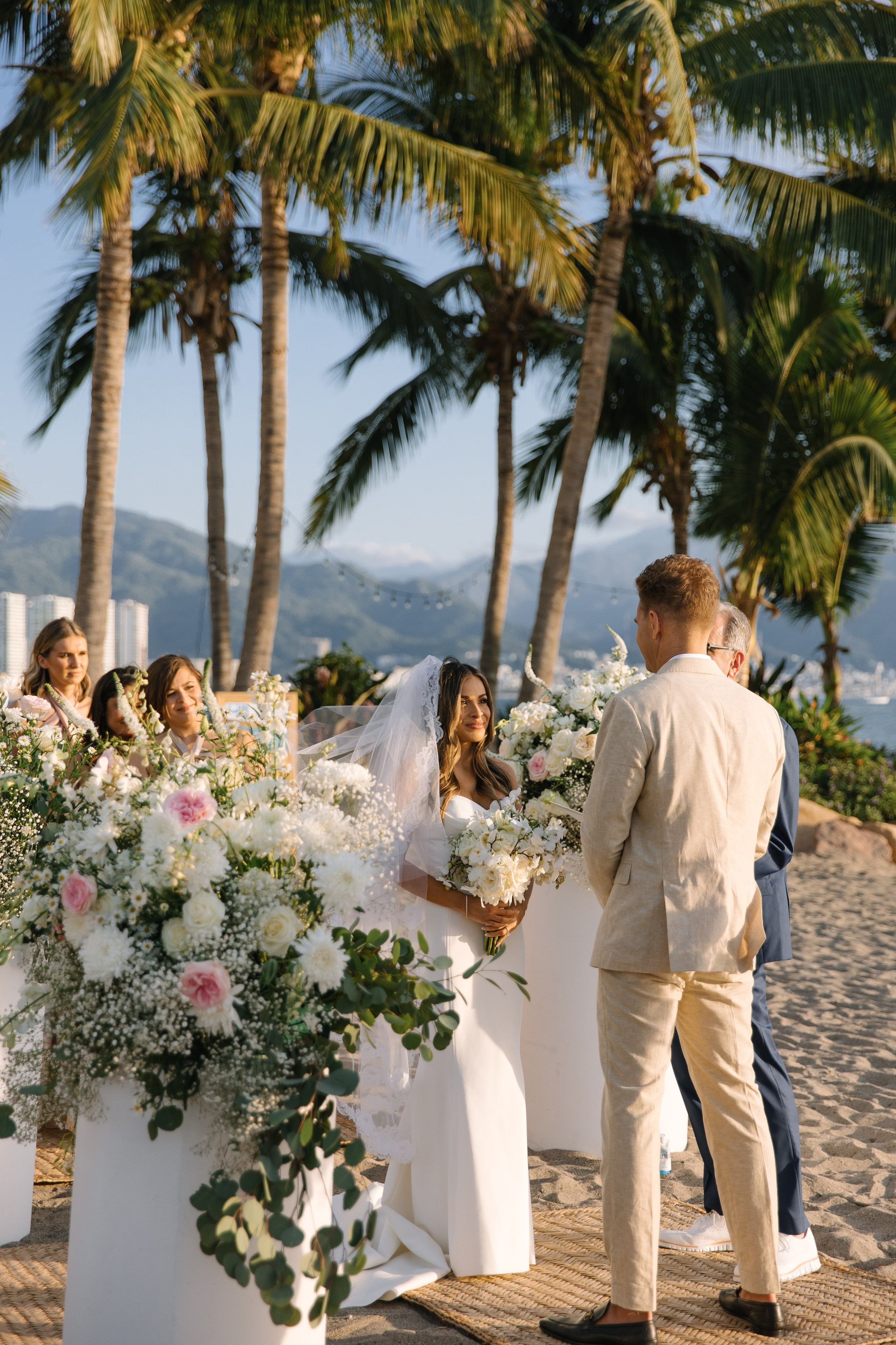 Marriott Puerto Vallarta Resort and Spa. Wedding photographer Mexico Sayulita Puerto Vallarta Punta Mita Cabo