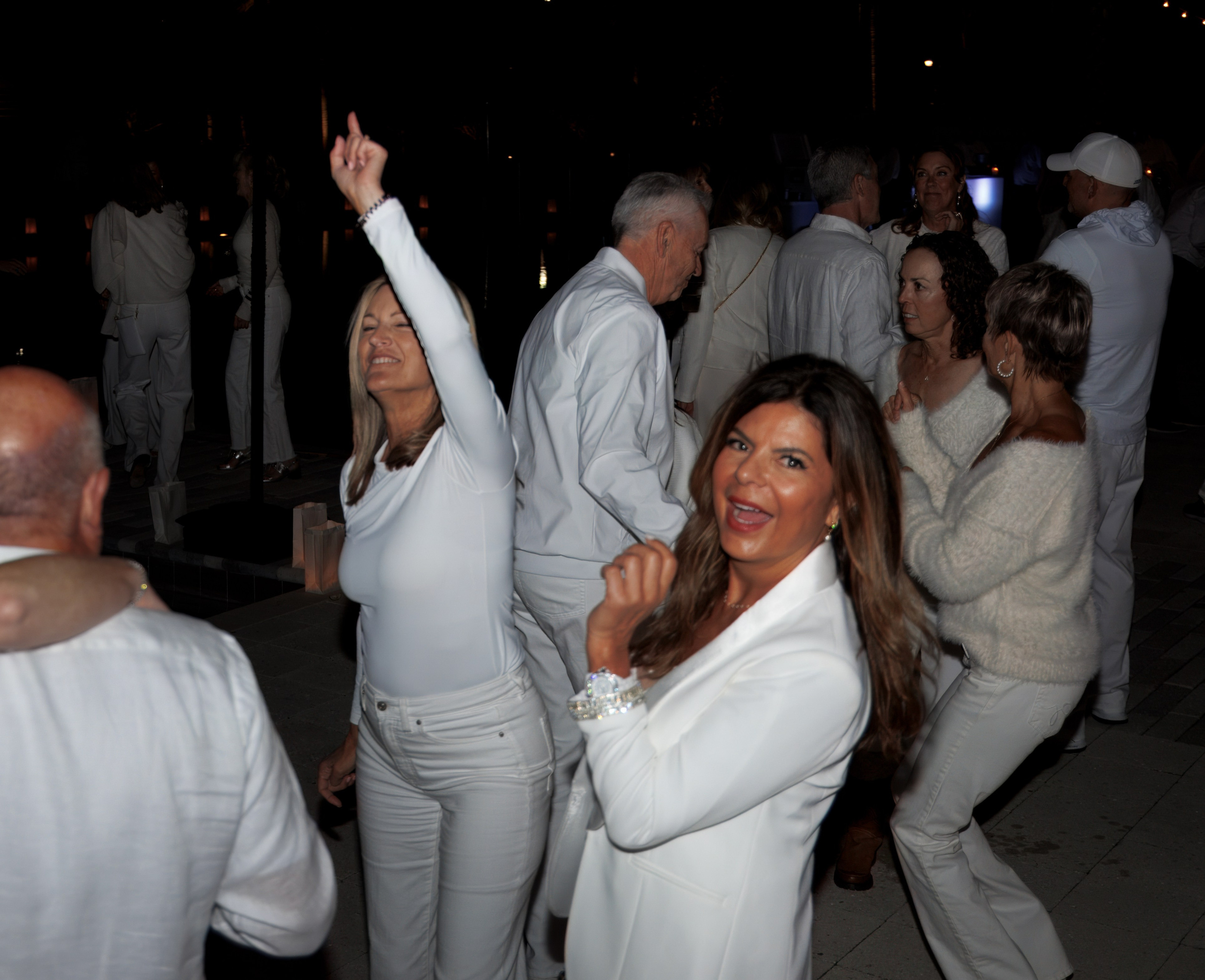 The Isles White Party. Out and About 239