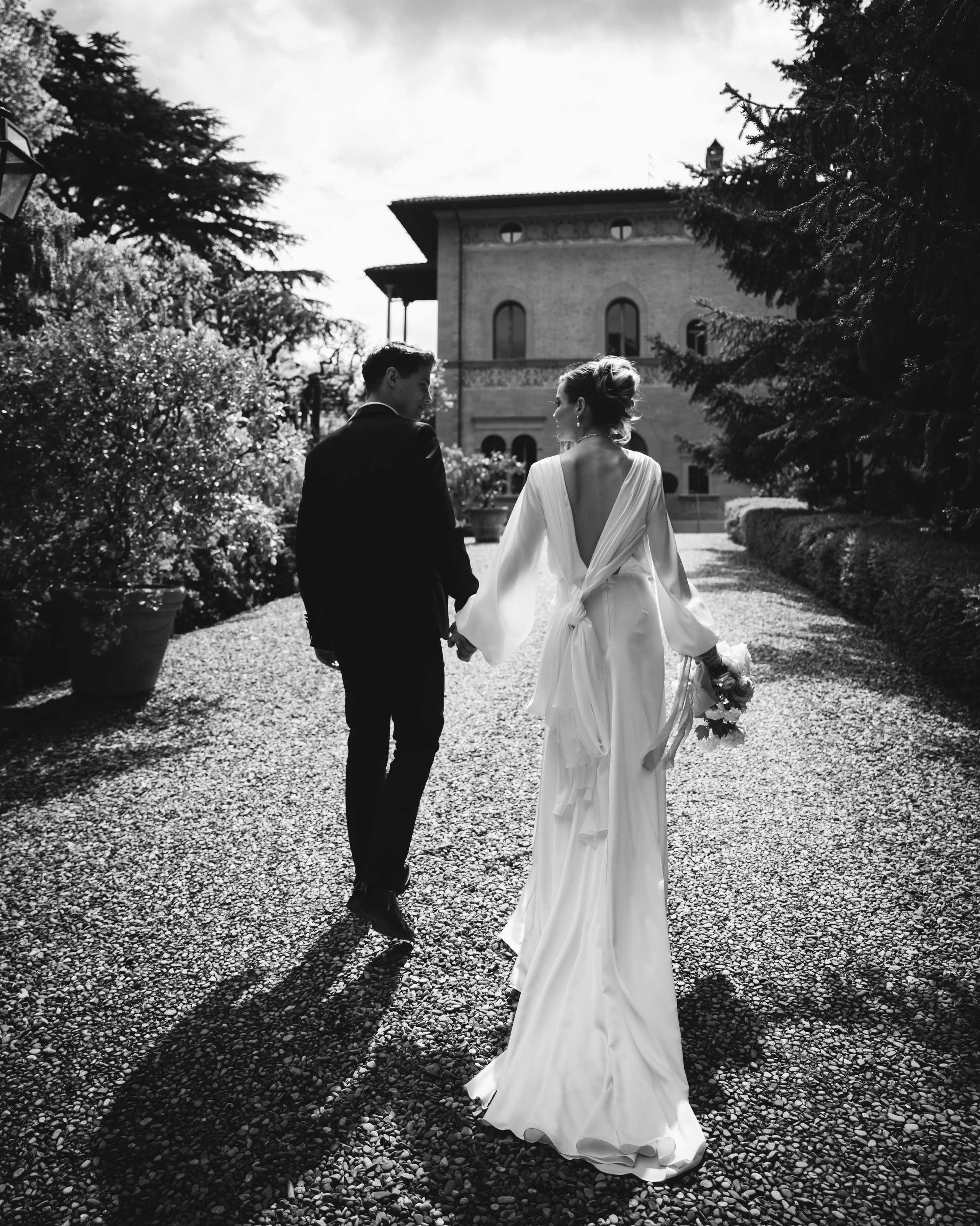 Tuscany Wedding Villa La Commenda Concordia. Professional wedding photographer in Copenhagen, Denmark — Julia Byron