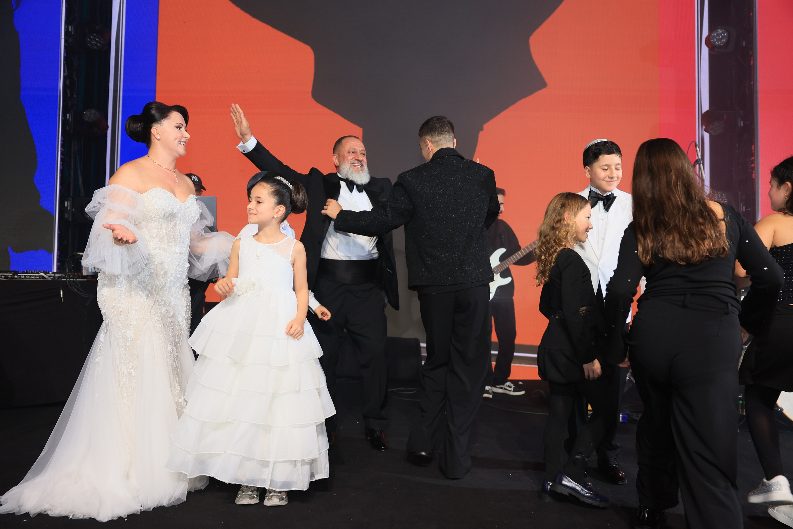 DANIEL. Фотографы на свадьбы и мероприятия Студия «Шалом»