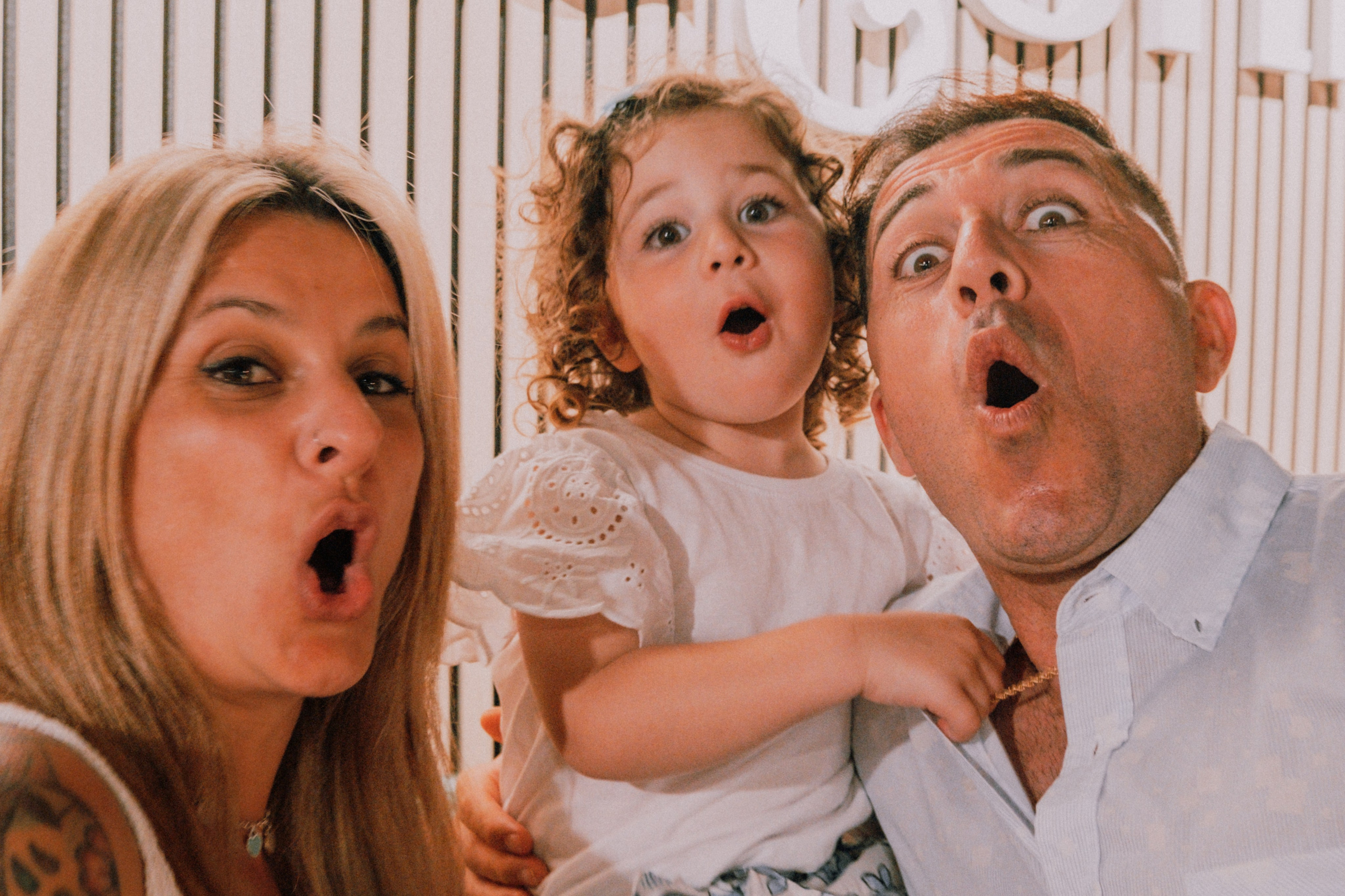 Sesión familiar en la playa. Fotografía profesional en Calafell - Elena Medvedeva