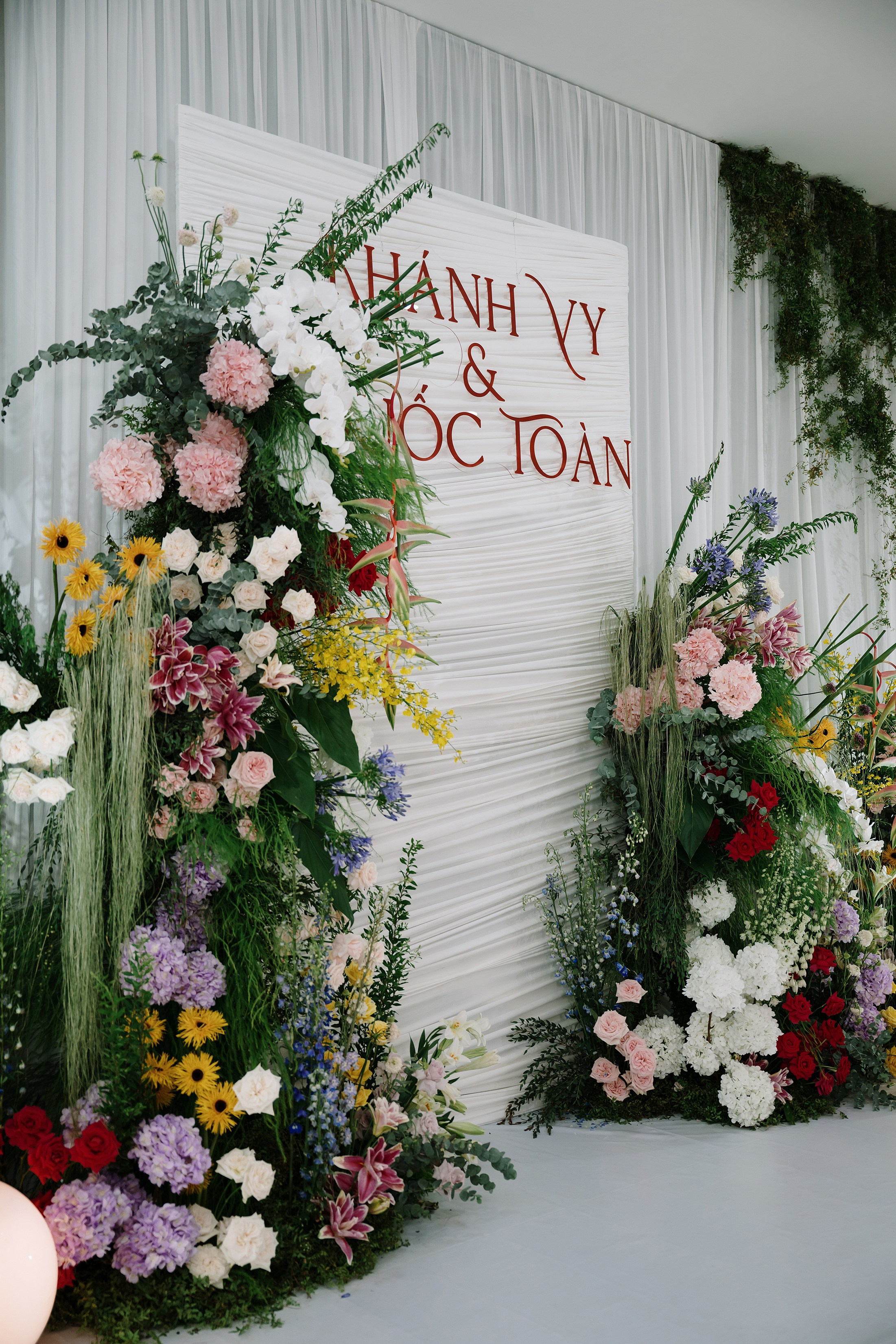 TOAN & VY / Wedding Journalism. Saigon Wedding Present | Art Beyond Moments