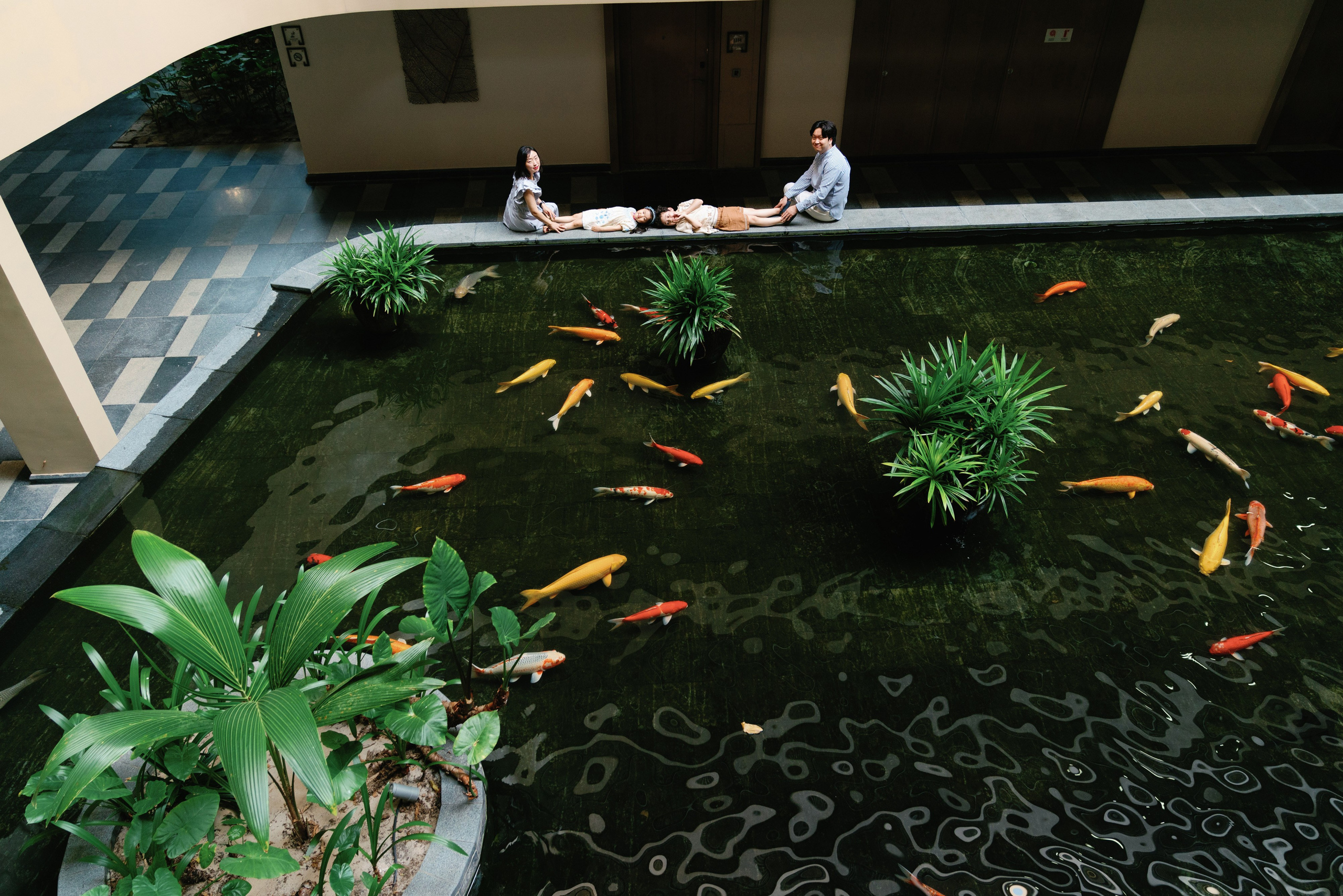 Family. Photographer Phu Quoc